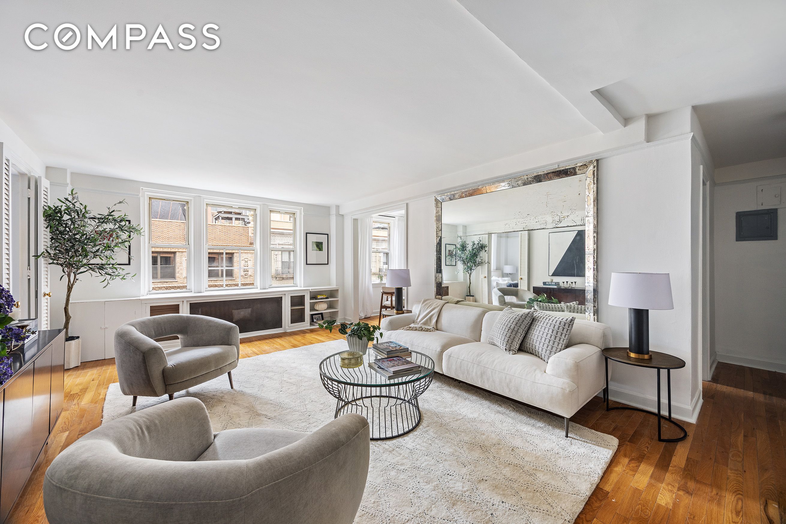 #3 photo, 155 E 49th Street, マンハッタン Midtown East , NY 10017