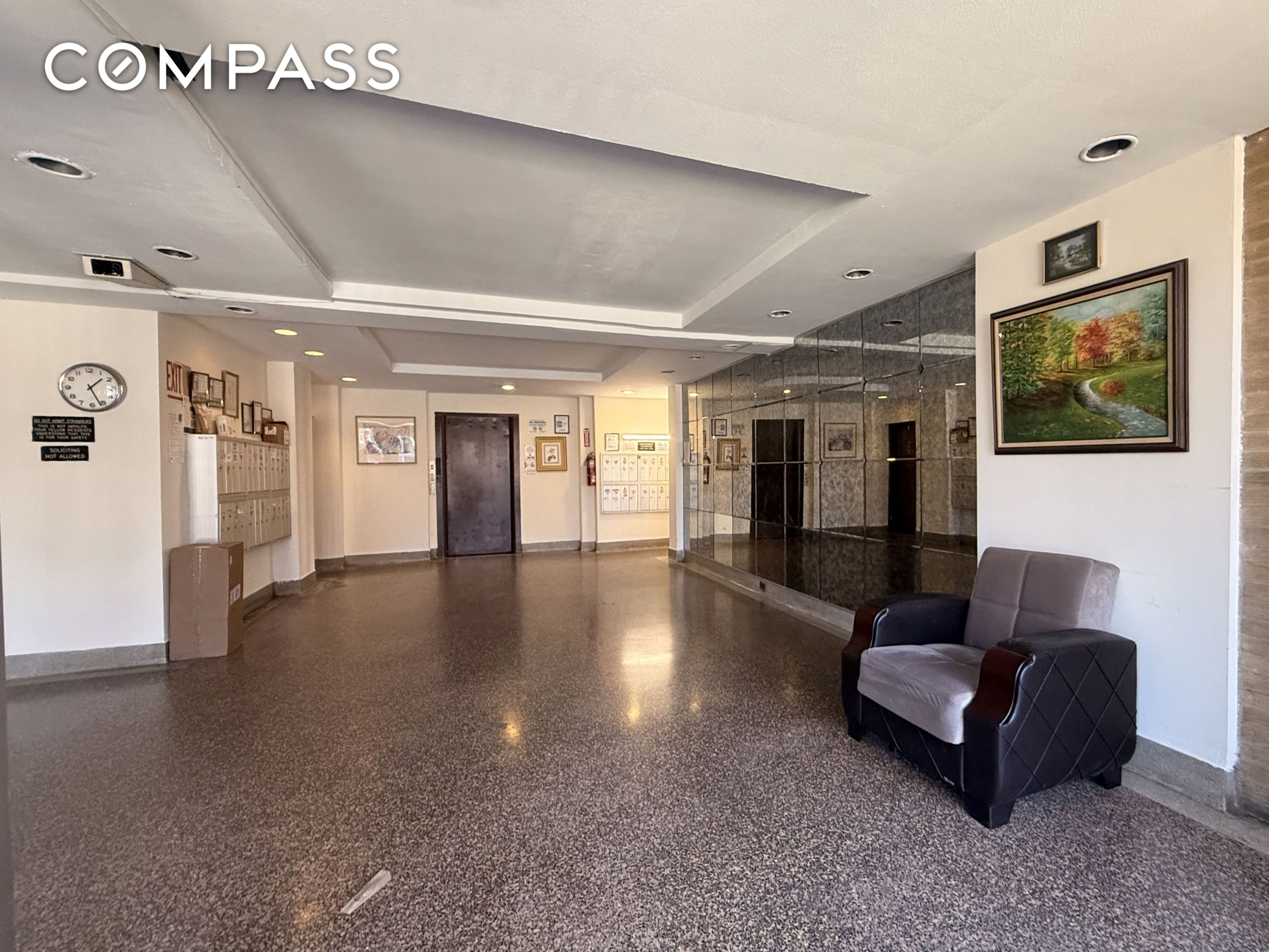 #8 photo, 9205 Ridge Boulevard, ブルックリン区 Bay Ridge , NY 11209