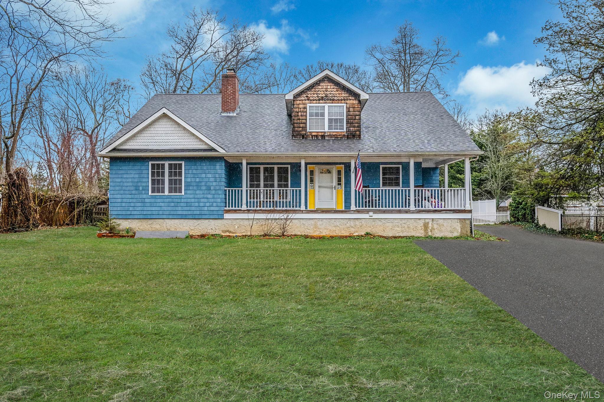 #1 photo, 273 N Country Road, Саффолк ‖ Miller Place , NY 11764