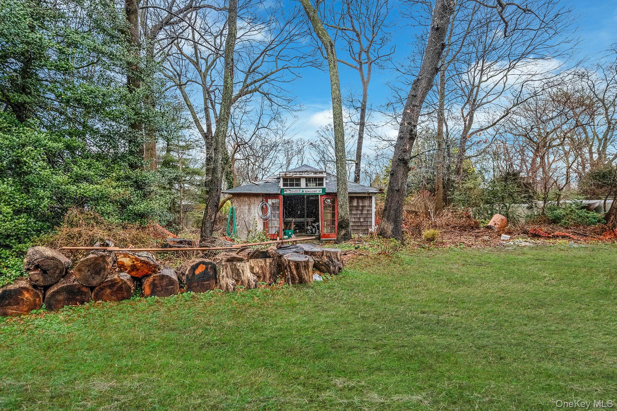 #8 photo, 273 N Country Road, Саффолк ‖ Miller Place , NY 11764