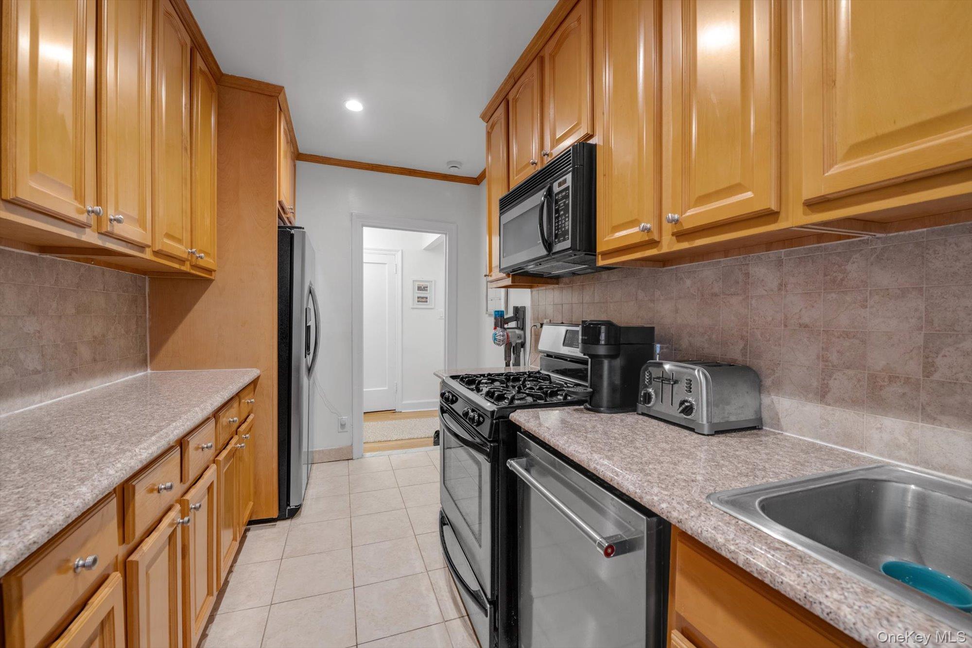 #10 photo, 90 Knightsbridge Road, ナッソー郡 Great Neck , NY 11021