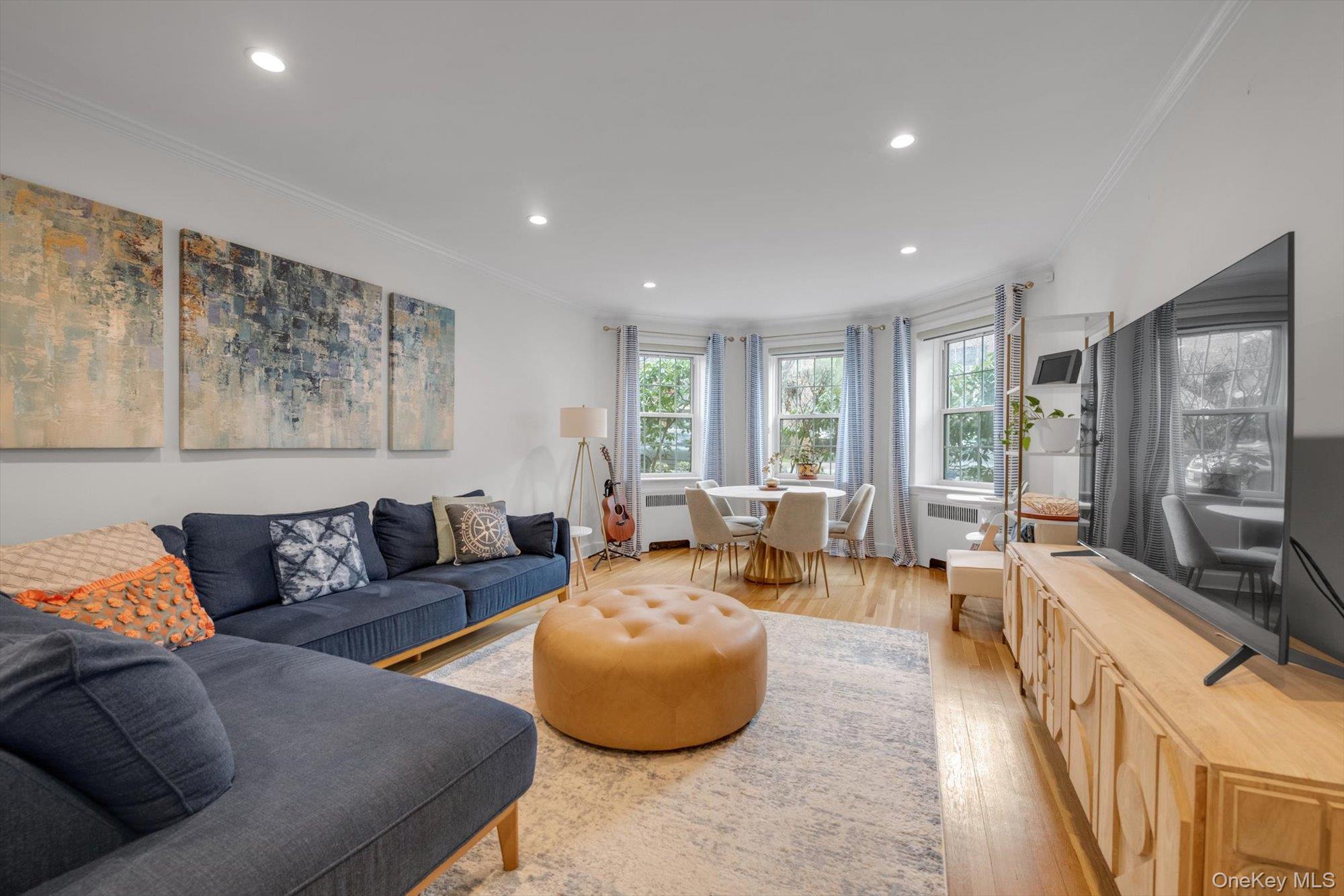 #5 photo, 90 Knightsbridge Road, ナッソー郡 Great Neck , NY 11021