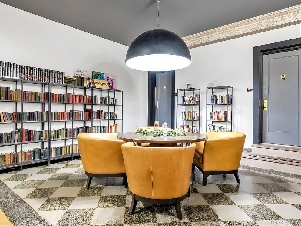 #19 photo, 42-22 Ketcham, クイーンズ区 Elmhurst , NY 11372