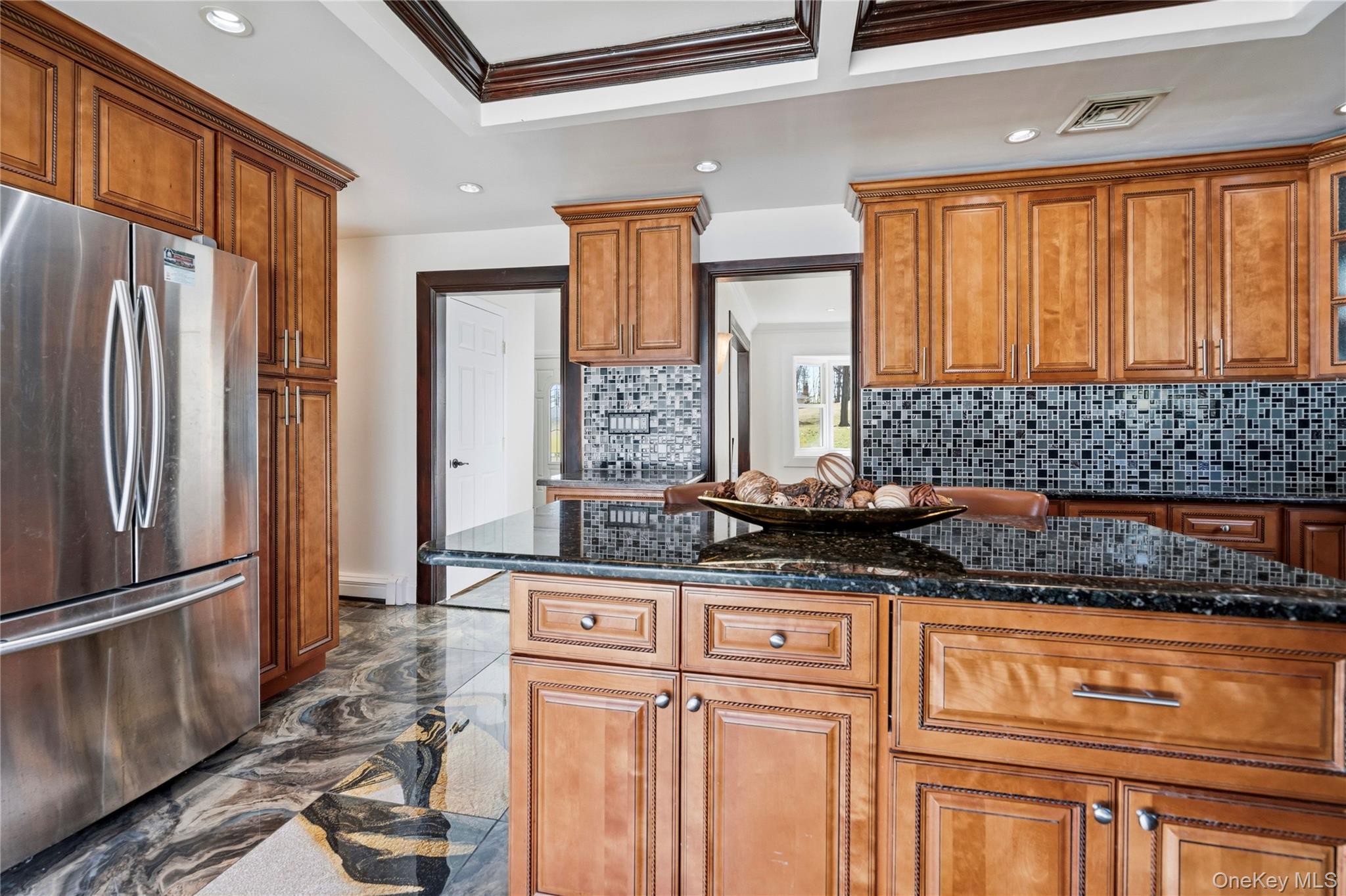 #15 photo, 10 Mont Avenue, Саффолк ‖ Dix Hills , NY 11746