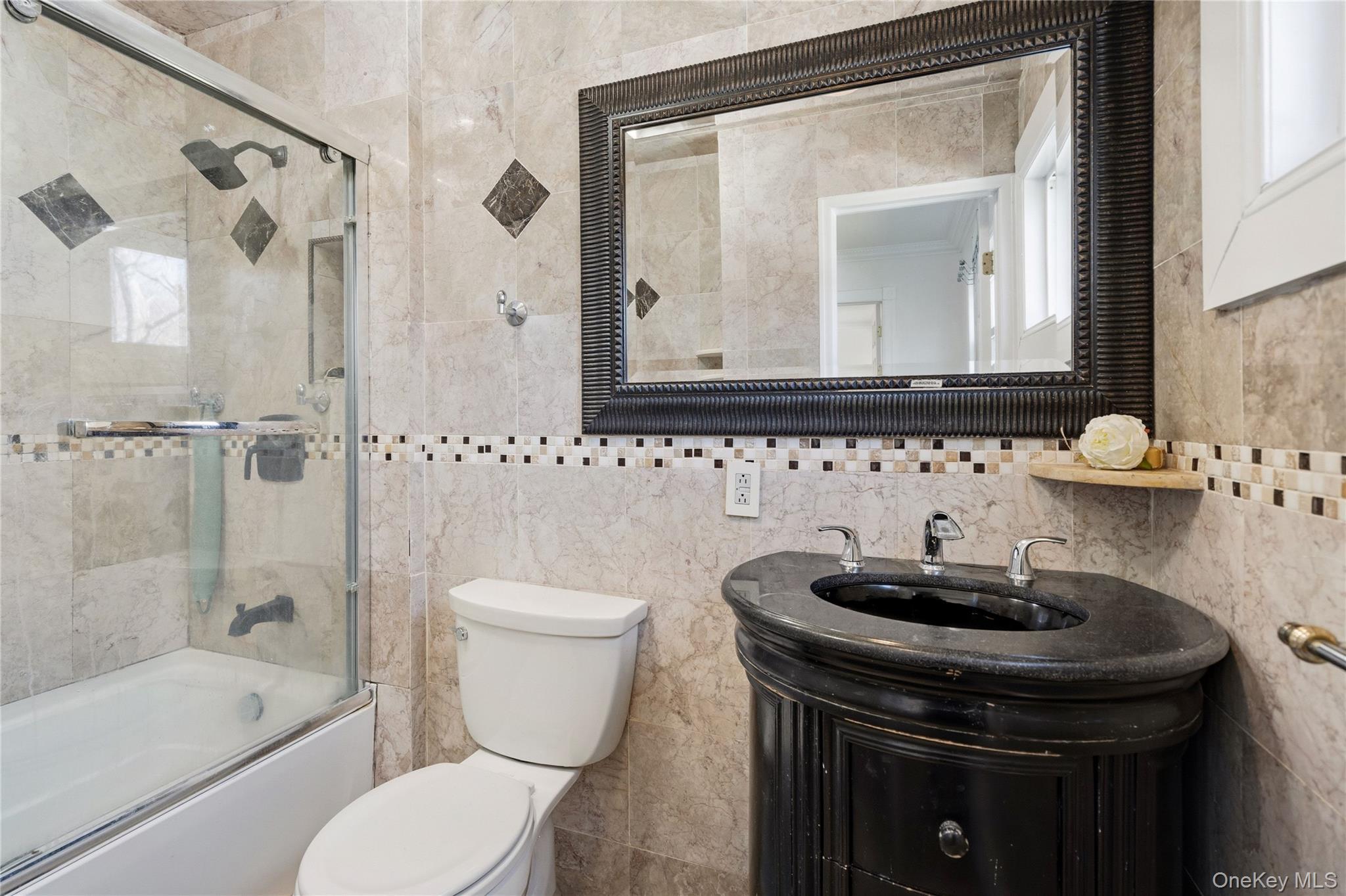 #20 photo, 10 Mont Avenue, Саффолк ‖ Dix Hills , NY 11746