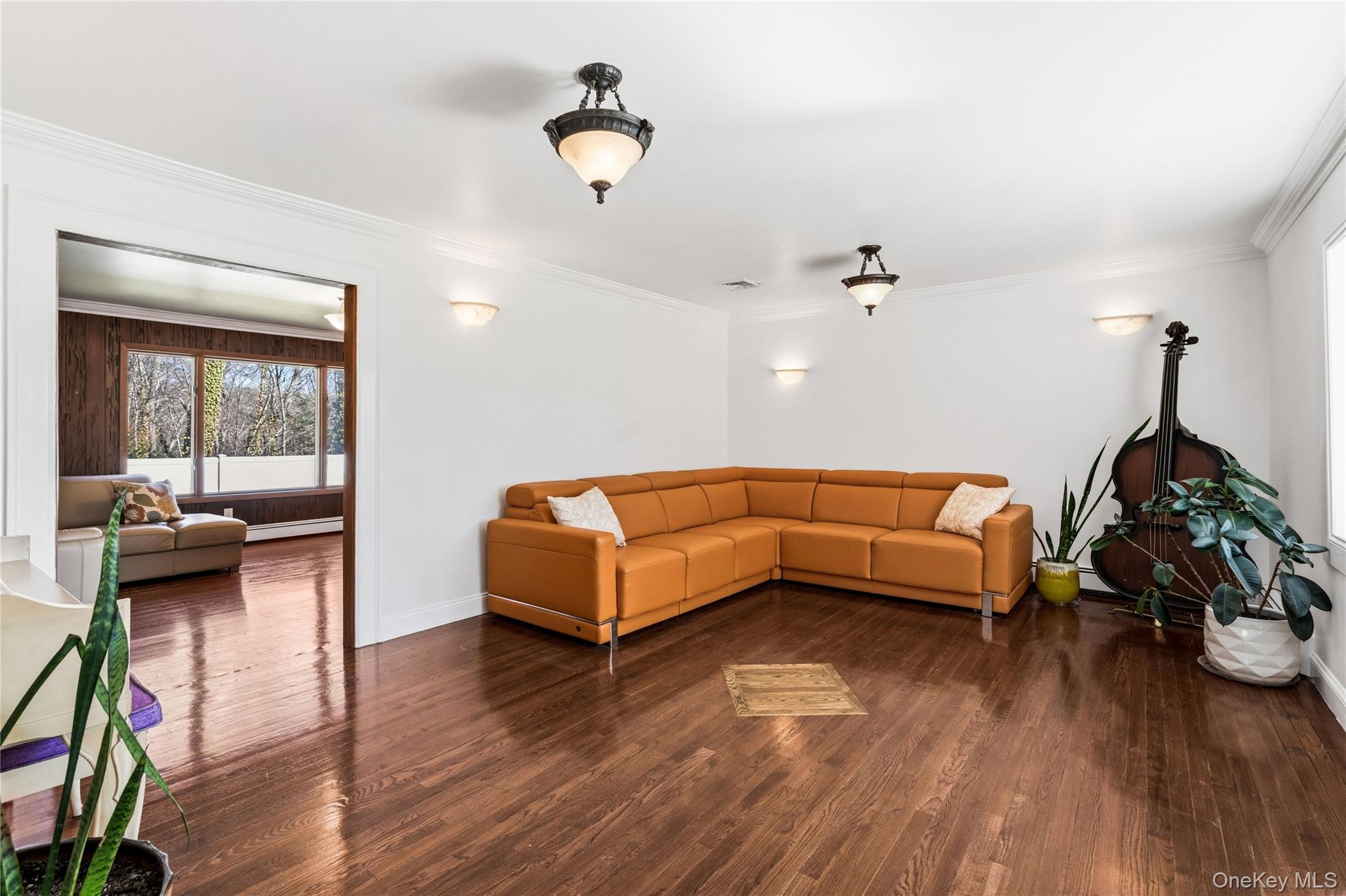 #5 photo, 10 Mont Avenue, Саффолк ‖ Dix Hills , NY 11746