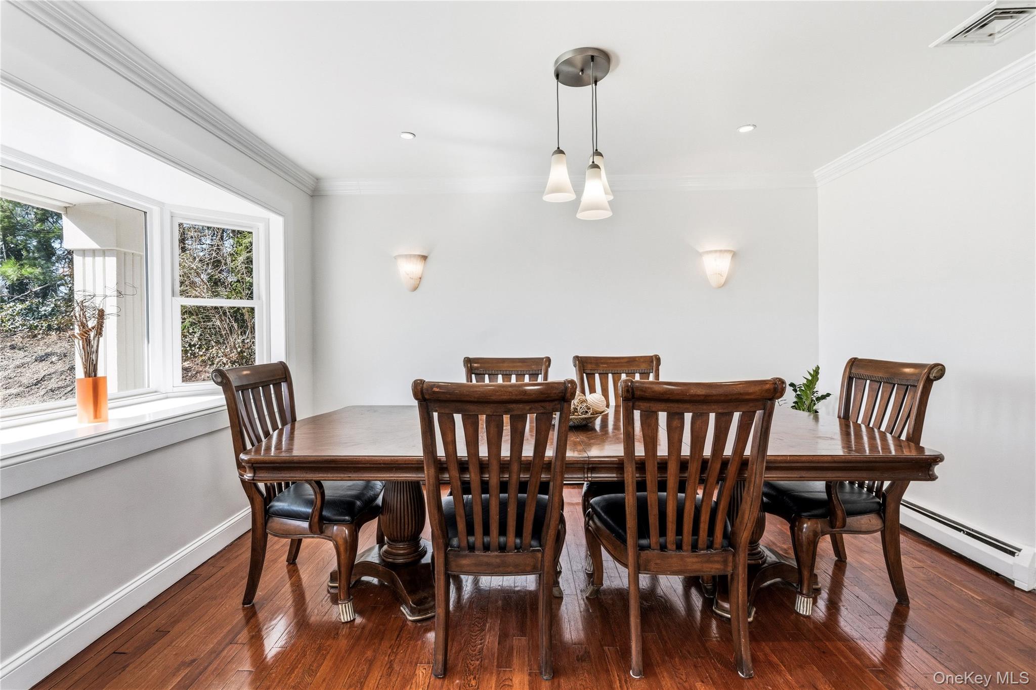 #8 photo, 10 Mont Avenue, Саффолк ‖ Dix Hills , NY 11746