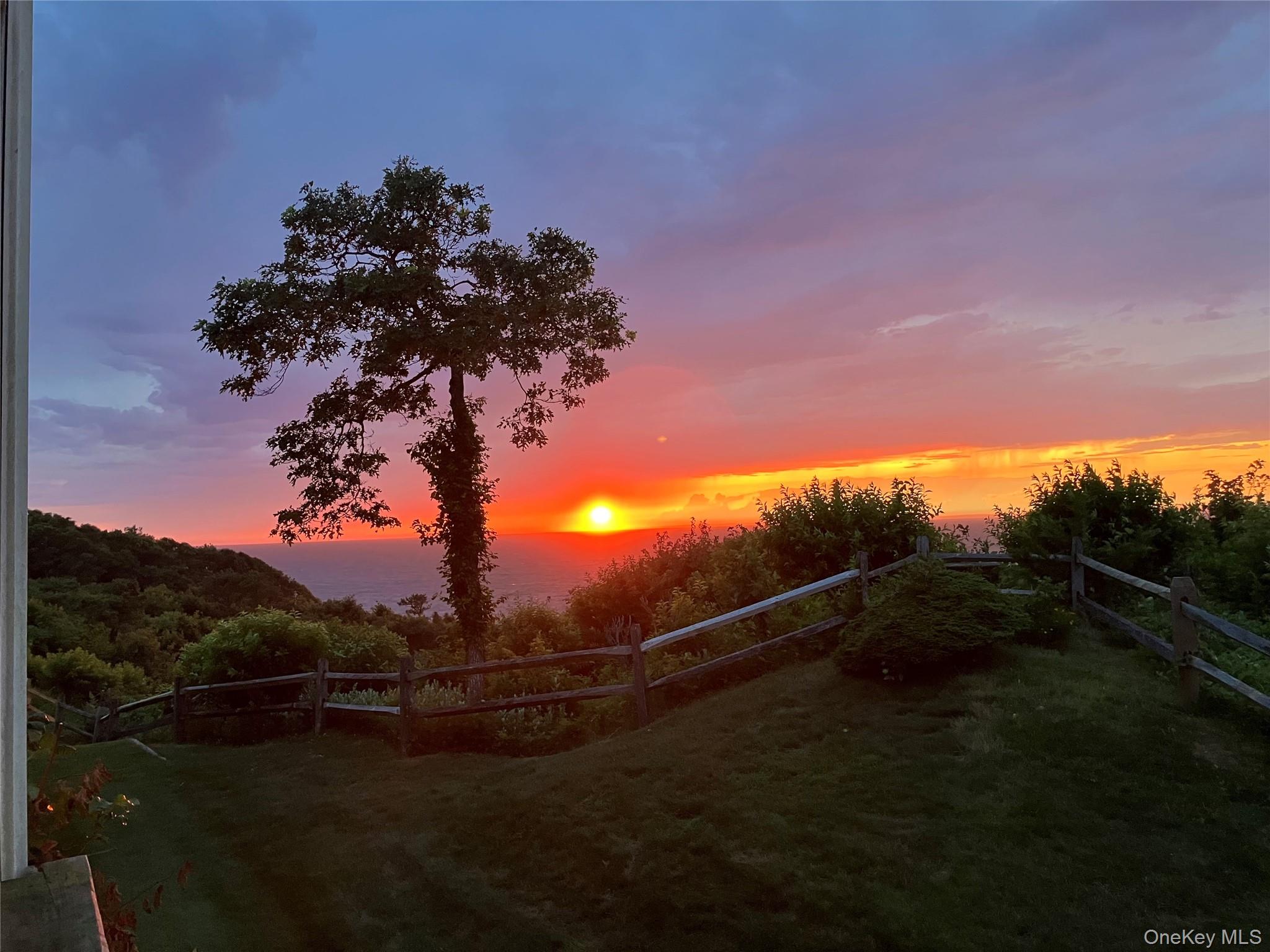 #1 photo, 805 Bluffs Drive, Саффолк ‖ Baiting Hollow , NY 11933