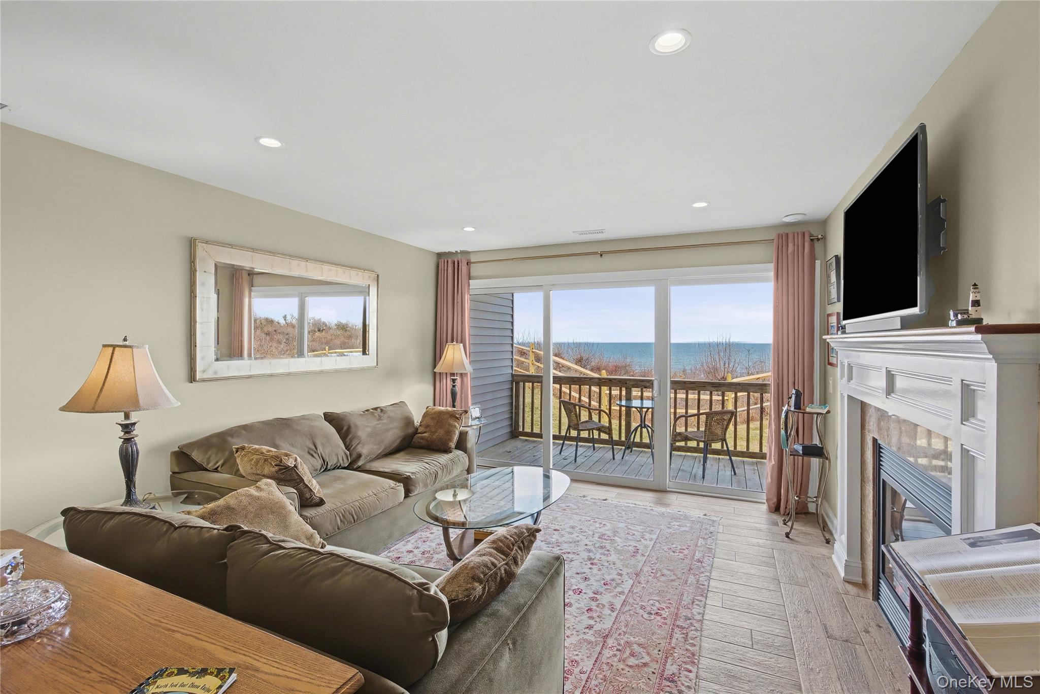 #13 photo, 805 Bluffs Drive, Саффолк ‖ Baiting Hollow , NY 11933