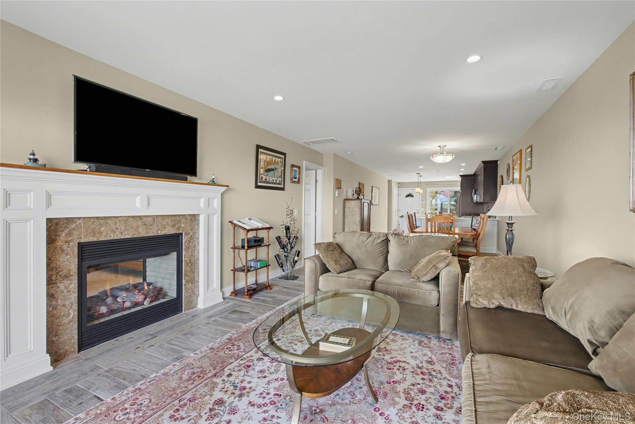 #14 photo, 805 Bluffs Drive, Саффолк ‖ Baiting Hollow , NY 11933