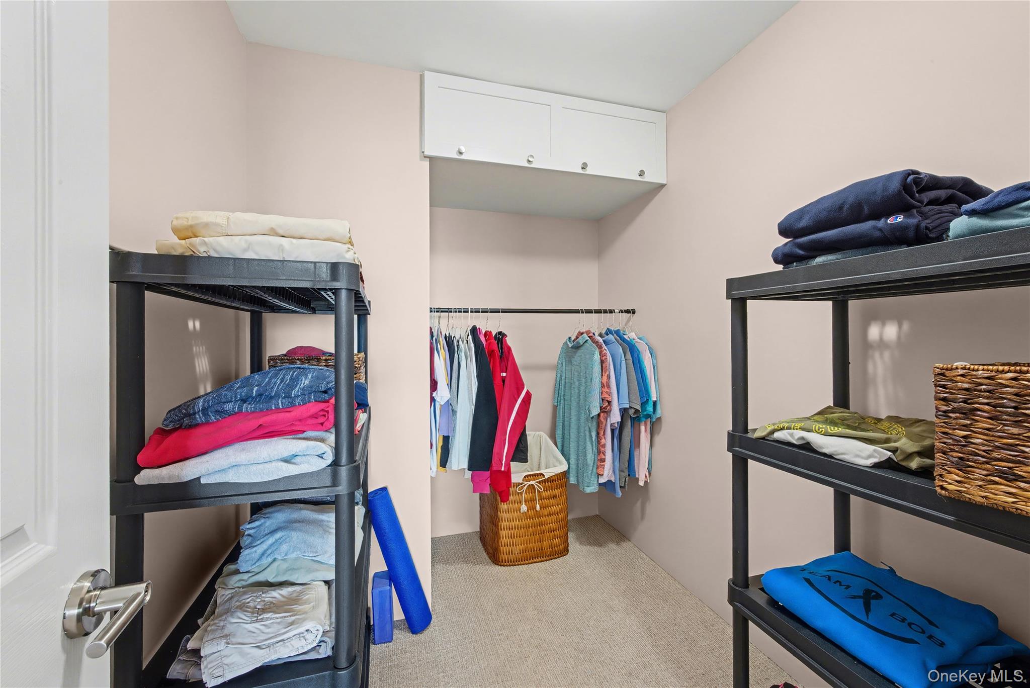 #18 photo, 805 Bluffs Drive, Саффолк ‖ Baiting Hollow , NY 11933