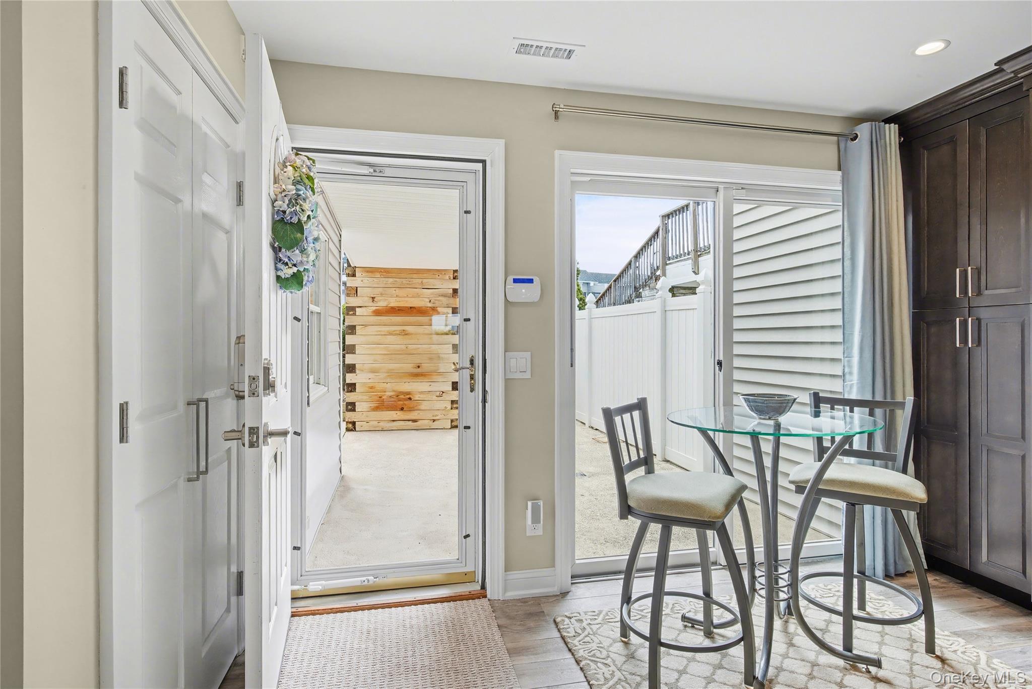 #5 photo, 805 Bluffs Drive, Саффолк ‖ Baiting Hollow , NY 11933