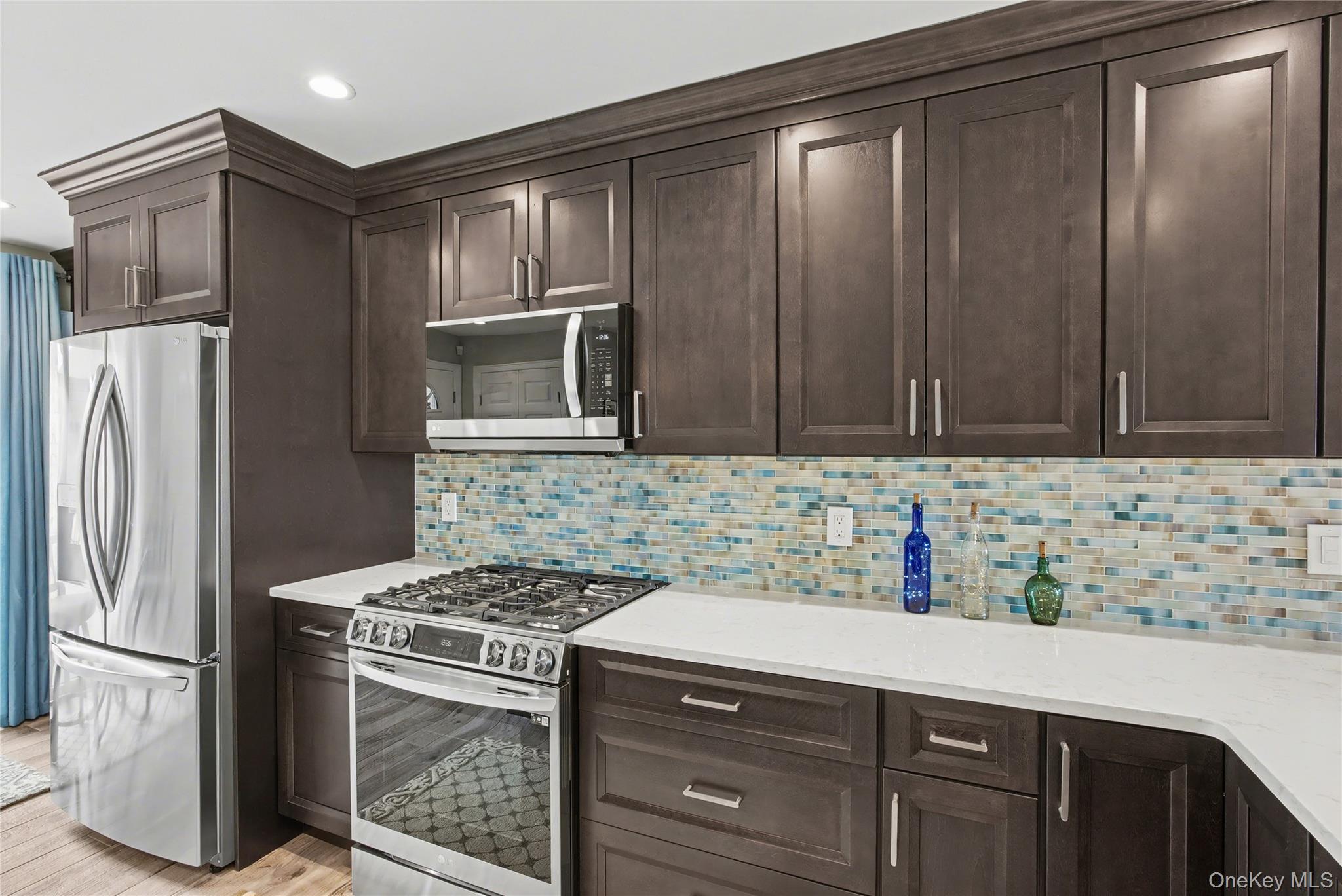 #8 photo, 805 Bluffs Drive, Саффолк ‖ Baiting Hollow , NY 11933