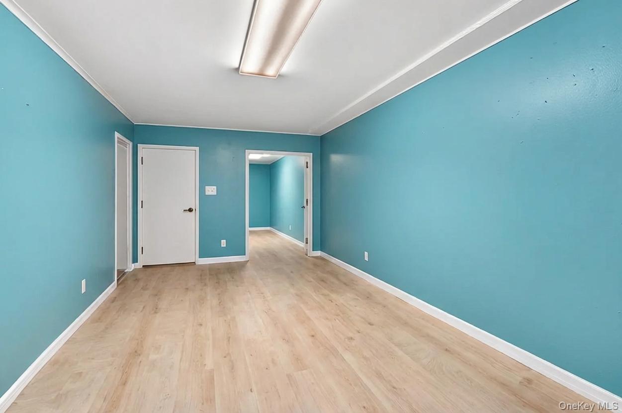 #2 photo, 218-52 138th Road, クイーンズ区 Laurelton , NY 11413