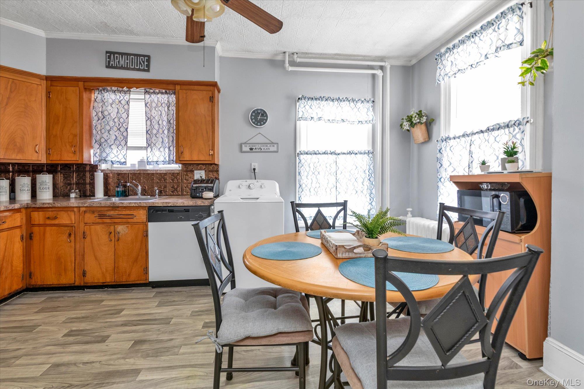 #12 photo, 117-11 14th Road, クイーンズ区 College Point , NY 11356