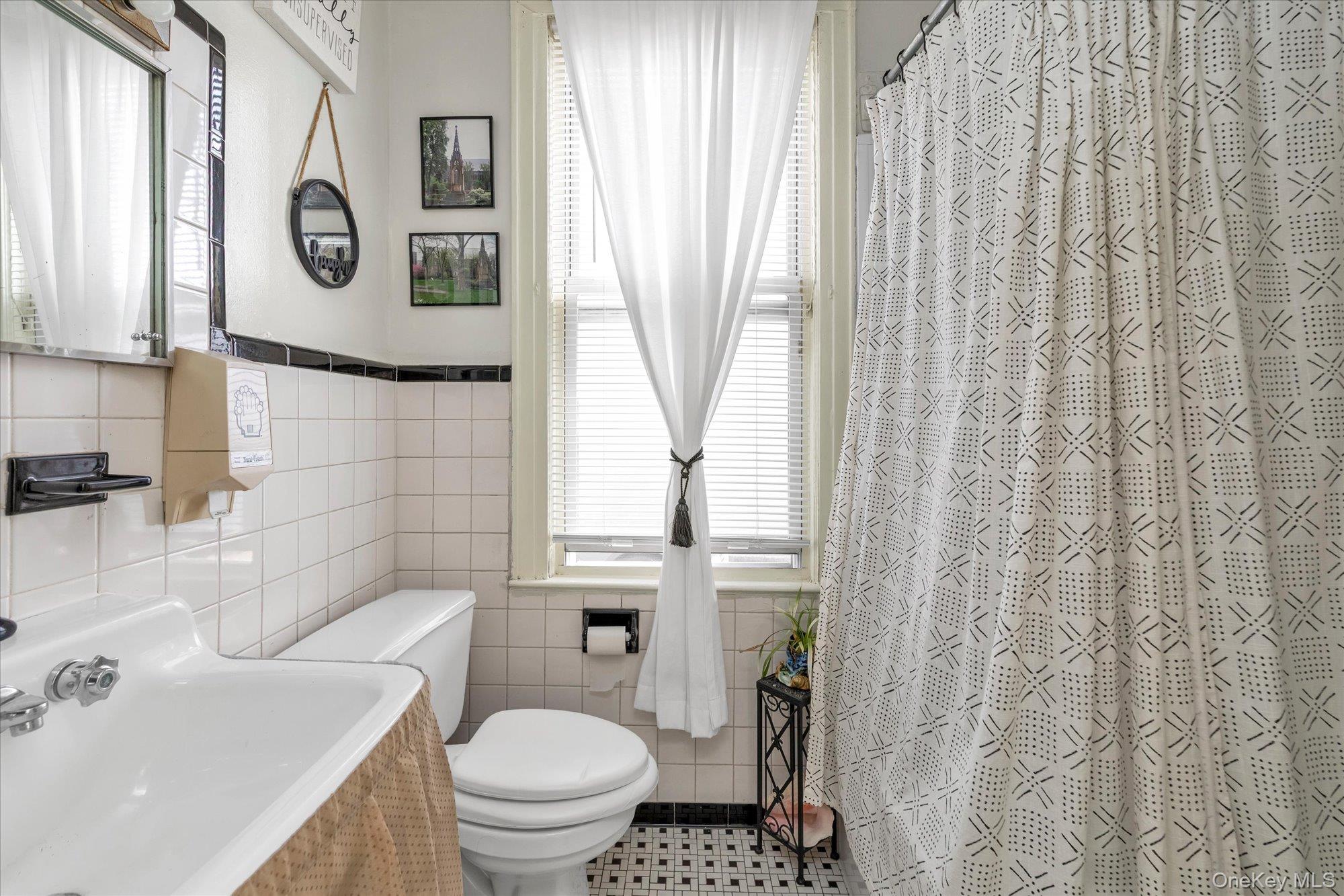 #8 photo, 117-11 14th Road, クイーンズ区 College Point , NY 11356