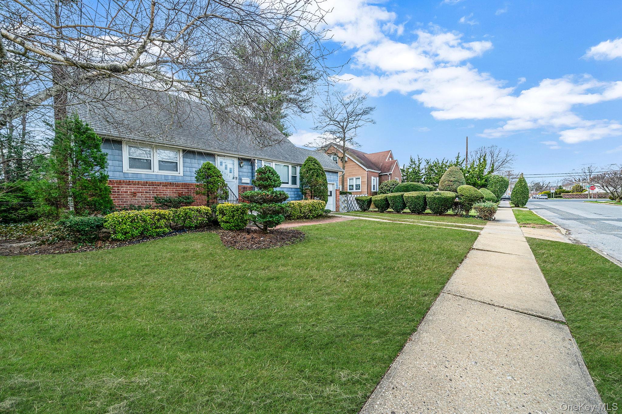 #1 photo, 2492 6th Avenue, East Meadow , NY 11554