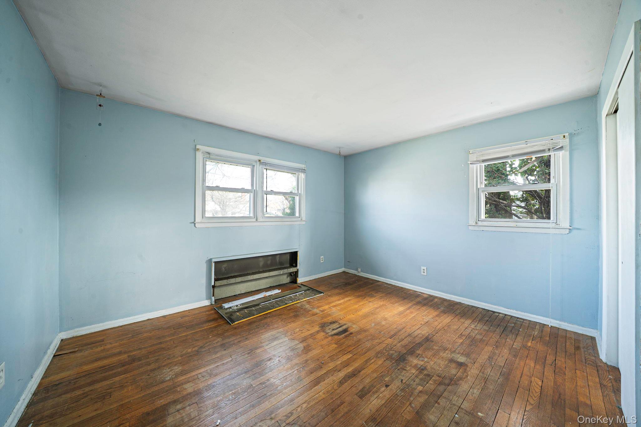 #12 photo, 2492 6th Avenue, East Meadow , NY 11554