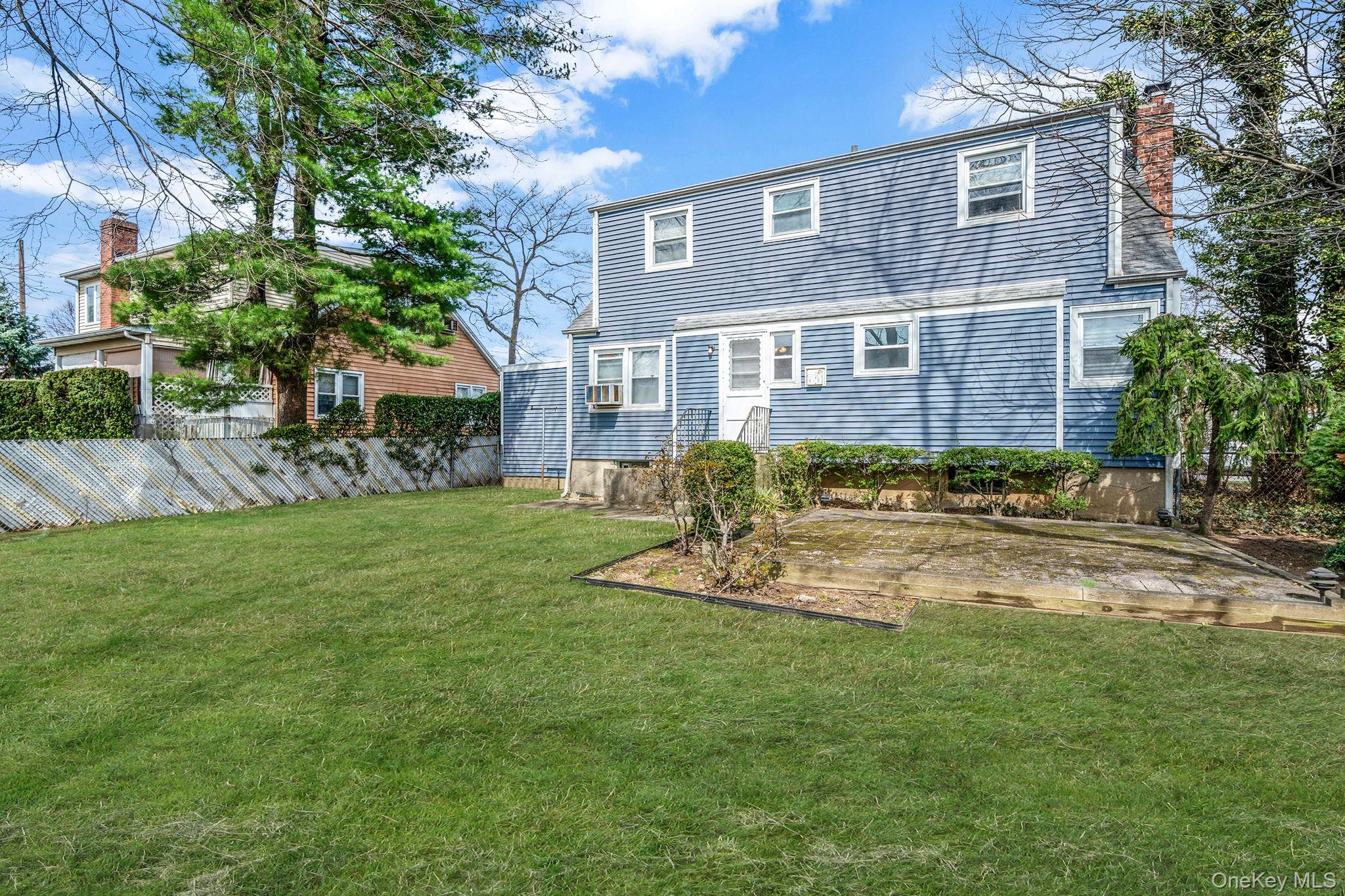 #6 photo, 2492 6th Avenue, East Meadow , NY 11554