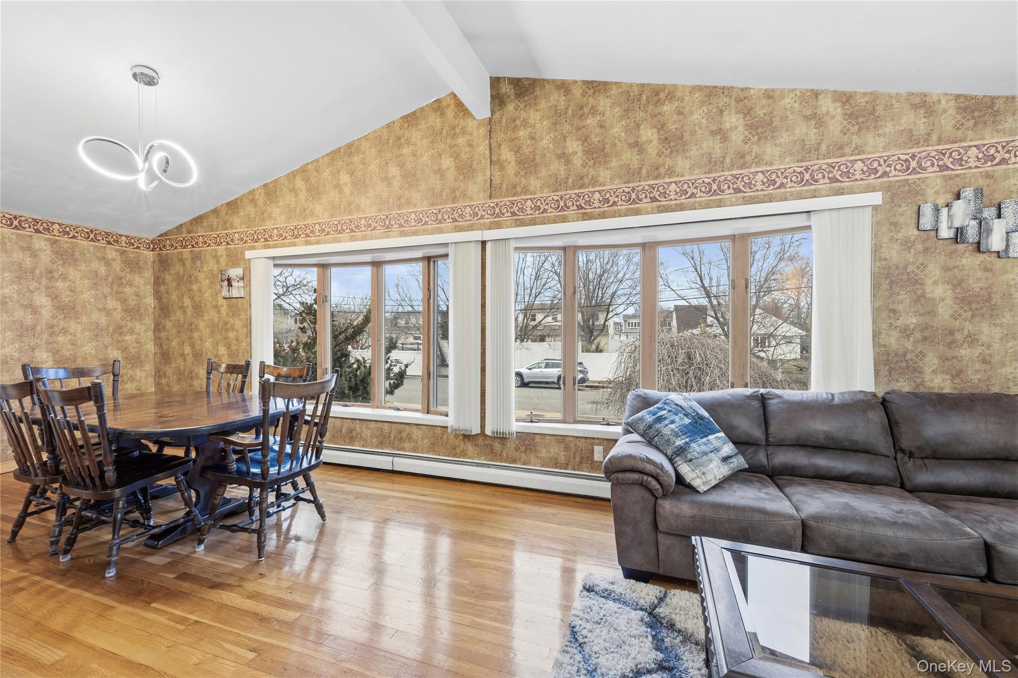 #10 photo, 2582 Centre Avenue, Bellmore , NY 11710