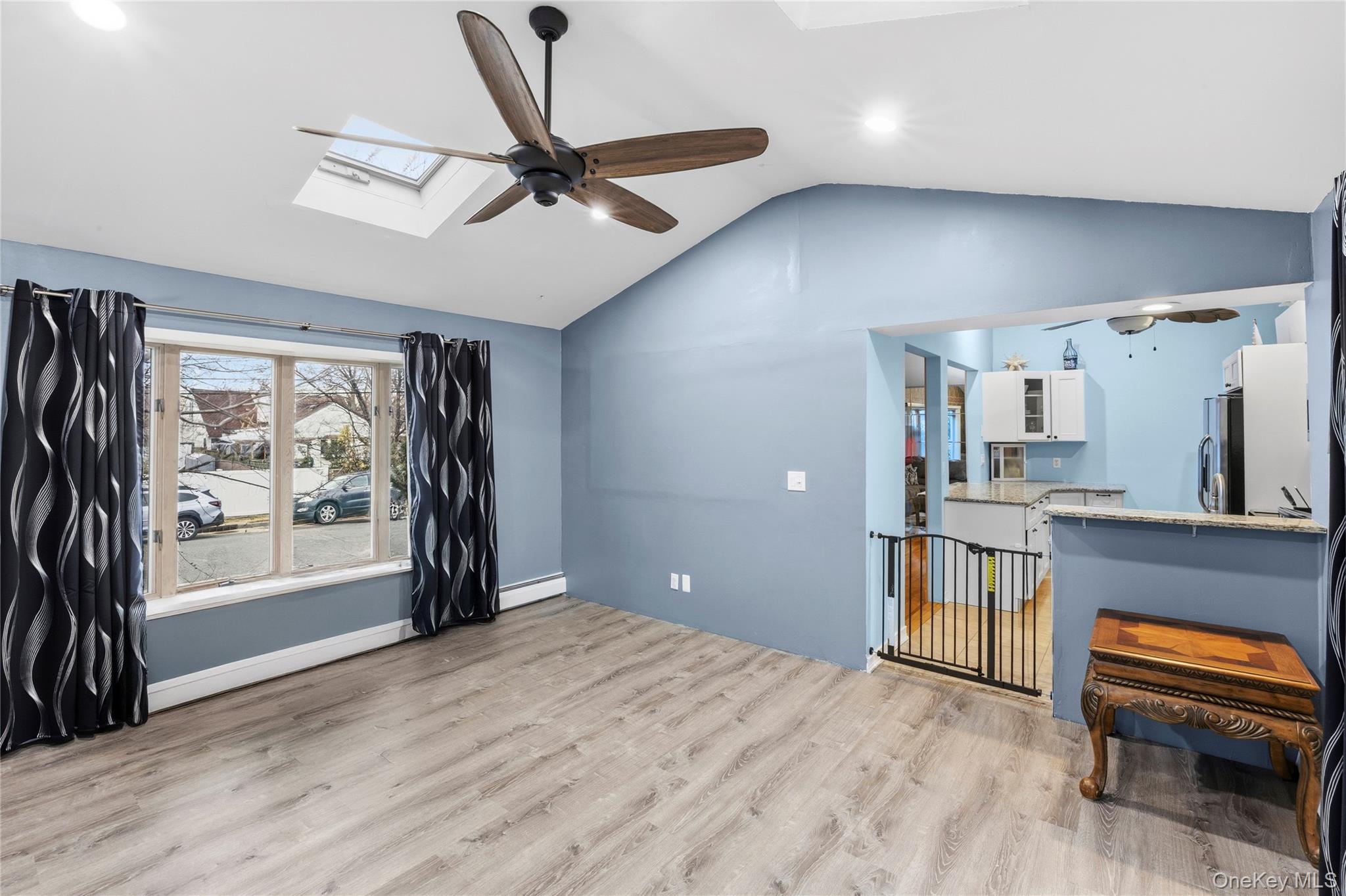 #4 photo, 2582 Centre Avenue, Bellmore , NY 11710