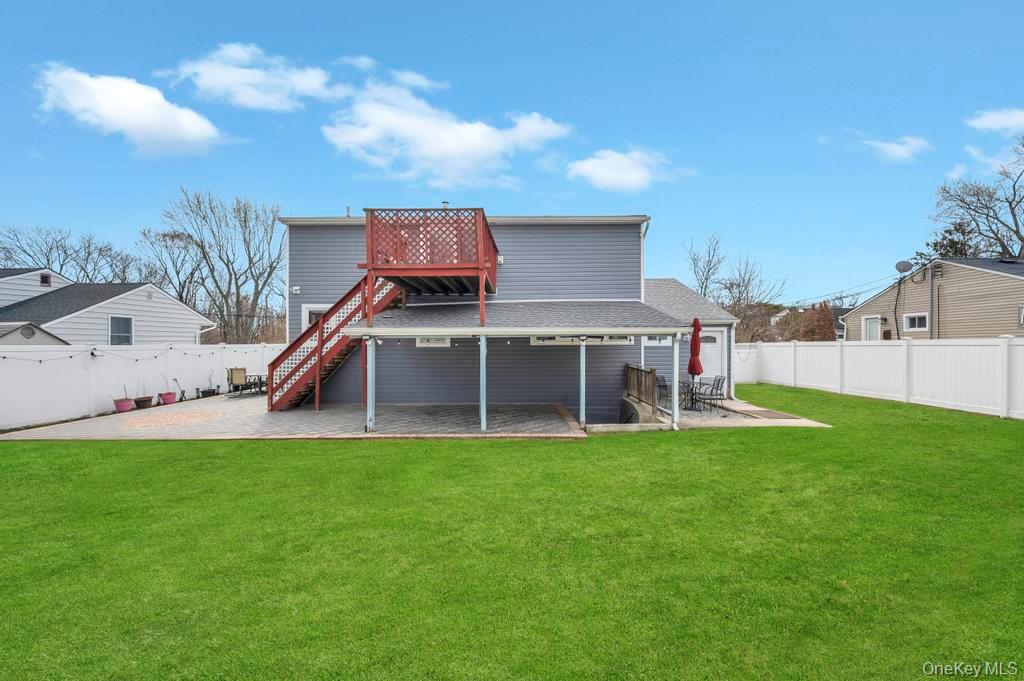 #10 photo, 41 Walton Street, Brentwood , NY 11717