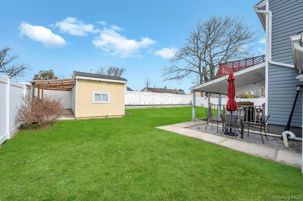 #8 photo, 41 Walton Street, Brentwood , NY 11717