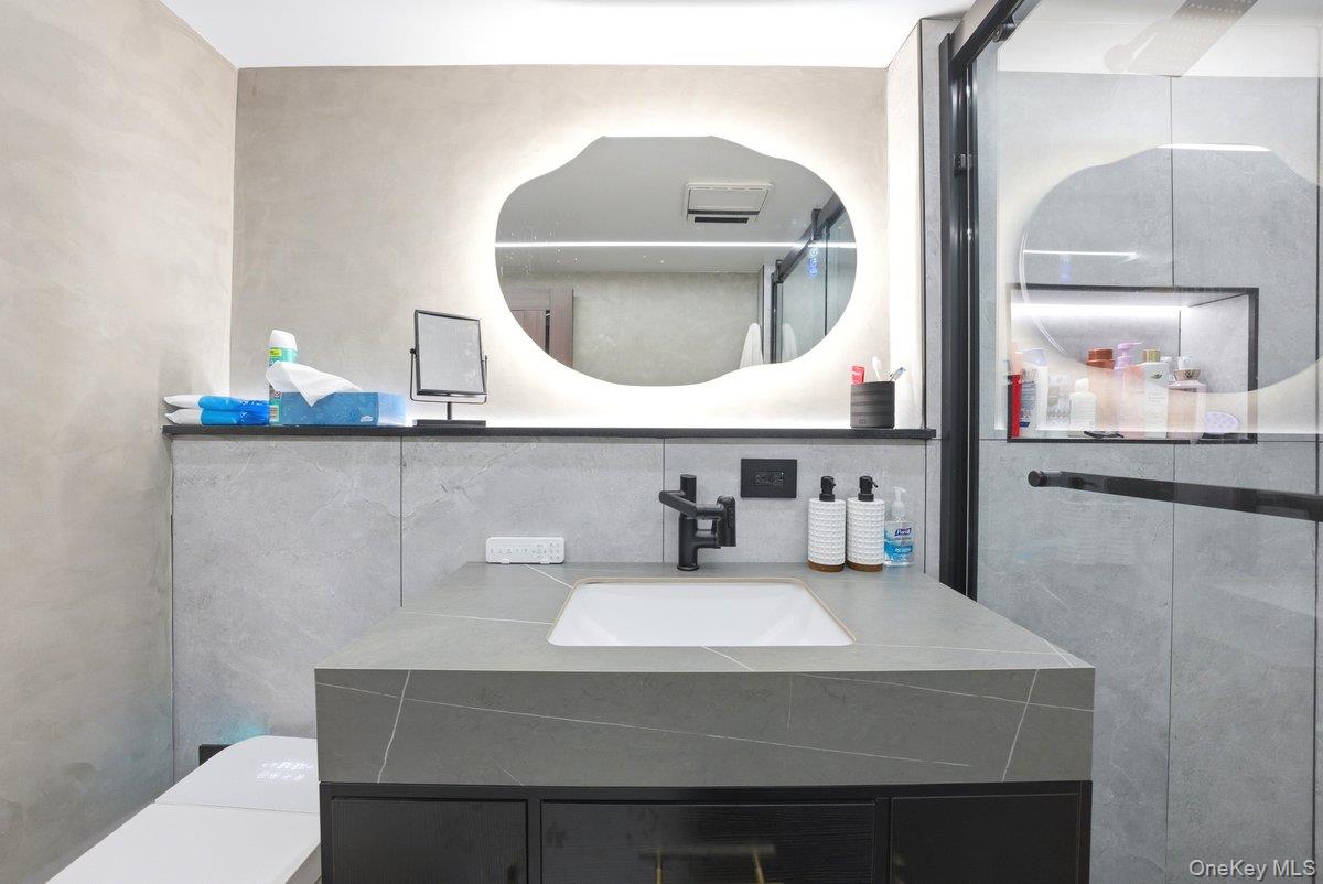 #13 photo, 1647 E 48th Street, ブルックリン区 Brooklyn , NY 11234