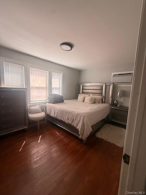 #10 photo, 52-30 62nd Street, Maspeth , NY 11378