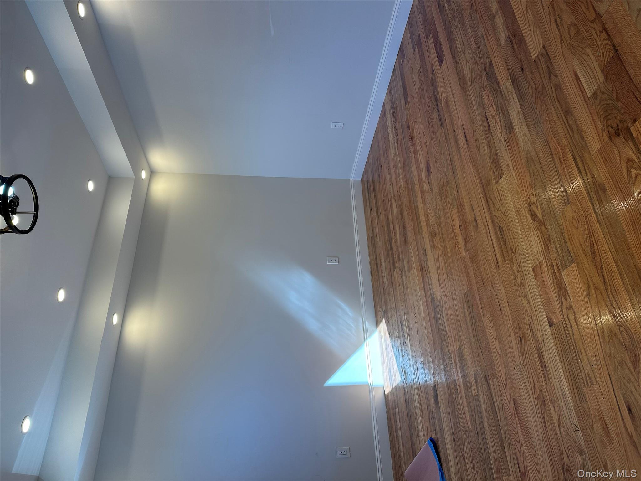 #3 photo, 97-15 75th Street, クイーンズ区 Ozone Park , NY 11416