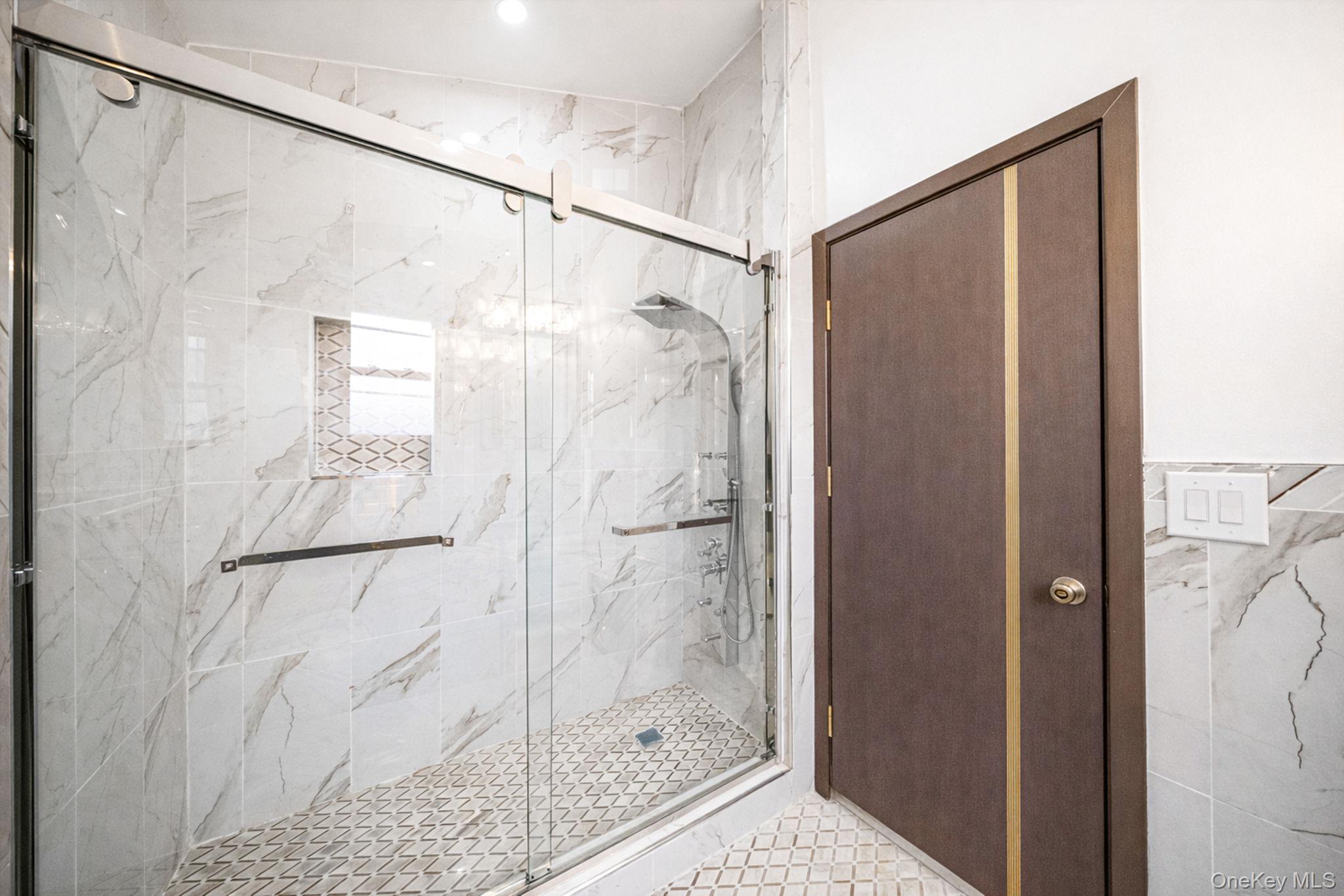 #14 photo, 8703 168th Place, クイーンズ区 Jamaica , NY 11432