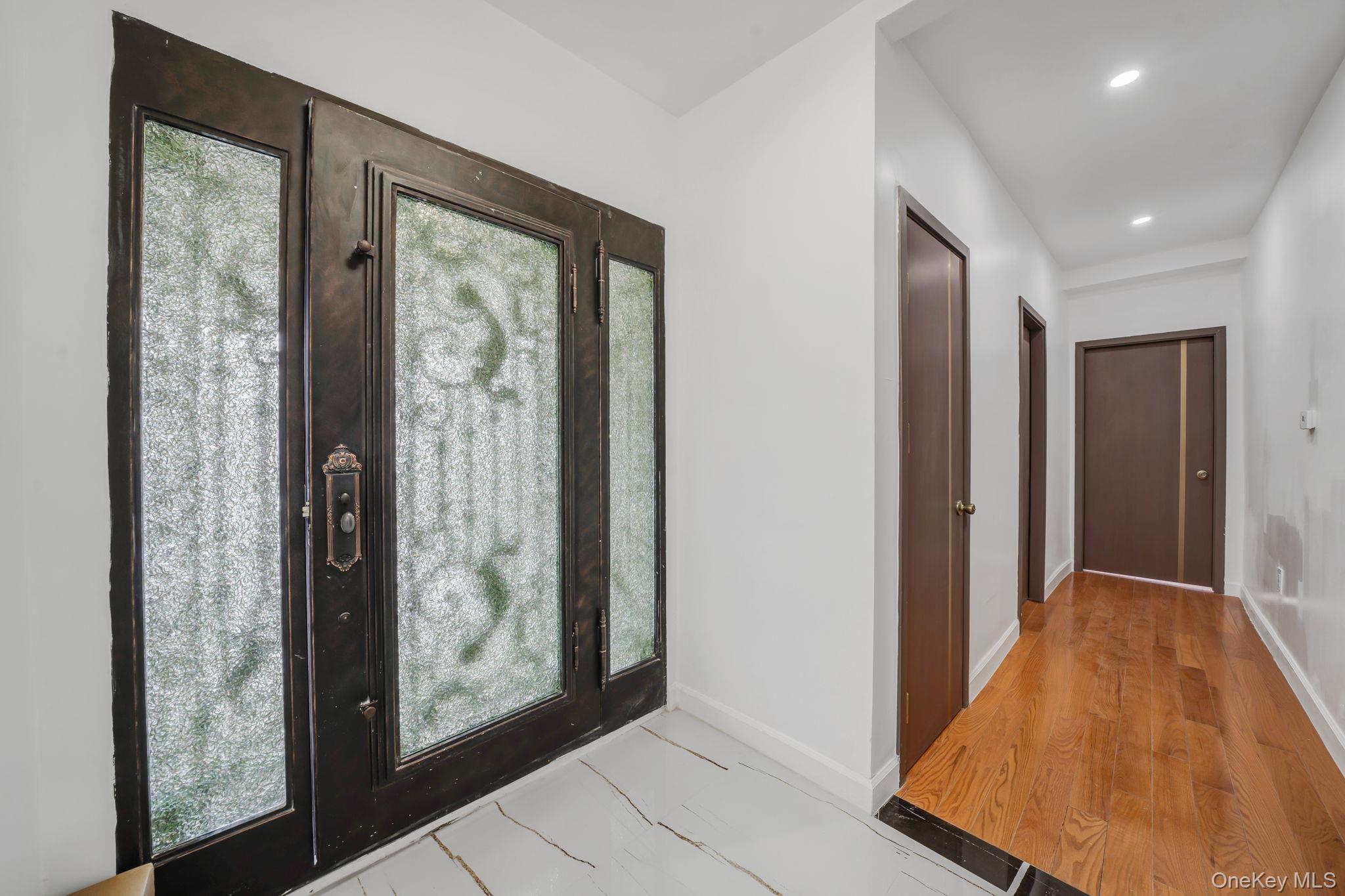 #6 photo, 8703 168th Place, クイーンズ区 Jamaica , NY 11432