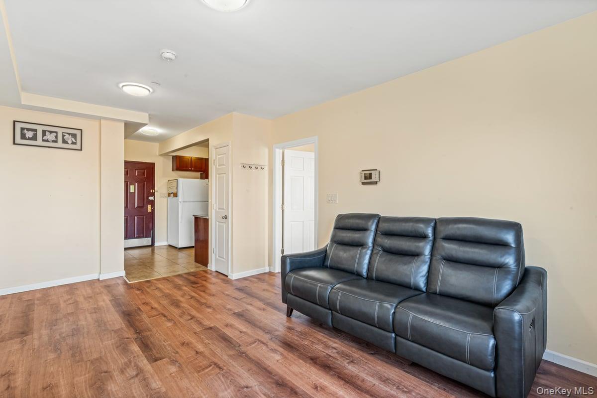 #15 photo, 7133 162nd Street, クイーンズ区 Fresh Meadows , NY 11365