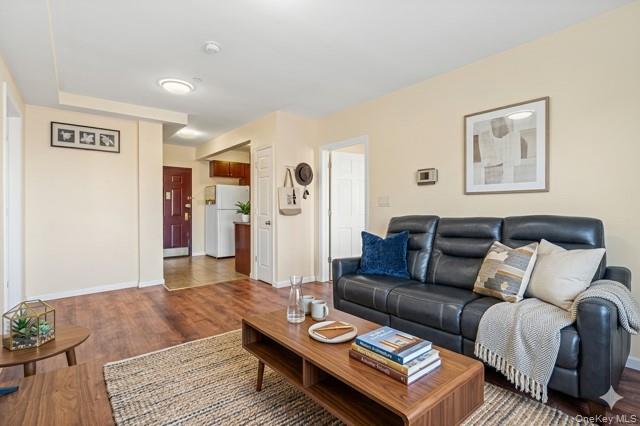 #3 photo, 7133 162nd Street, クイーンズ区 Fresh Meadows , NY 11365