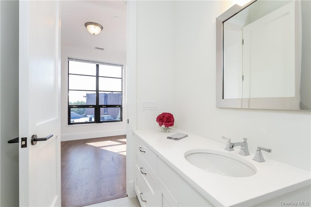 #11 photo, 108 Mamaroneck Avenue, Mamaroneck , NY 10543