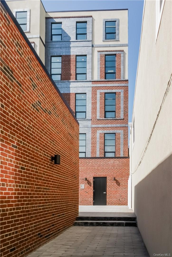 #17 photo, 108 Mamaroneck Avenue, Mamaroneck , NY 10543