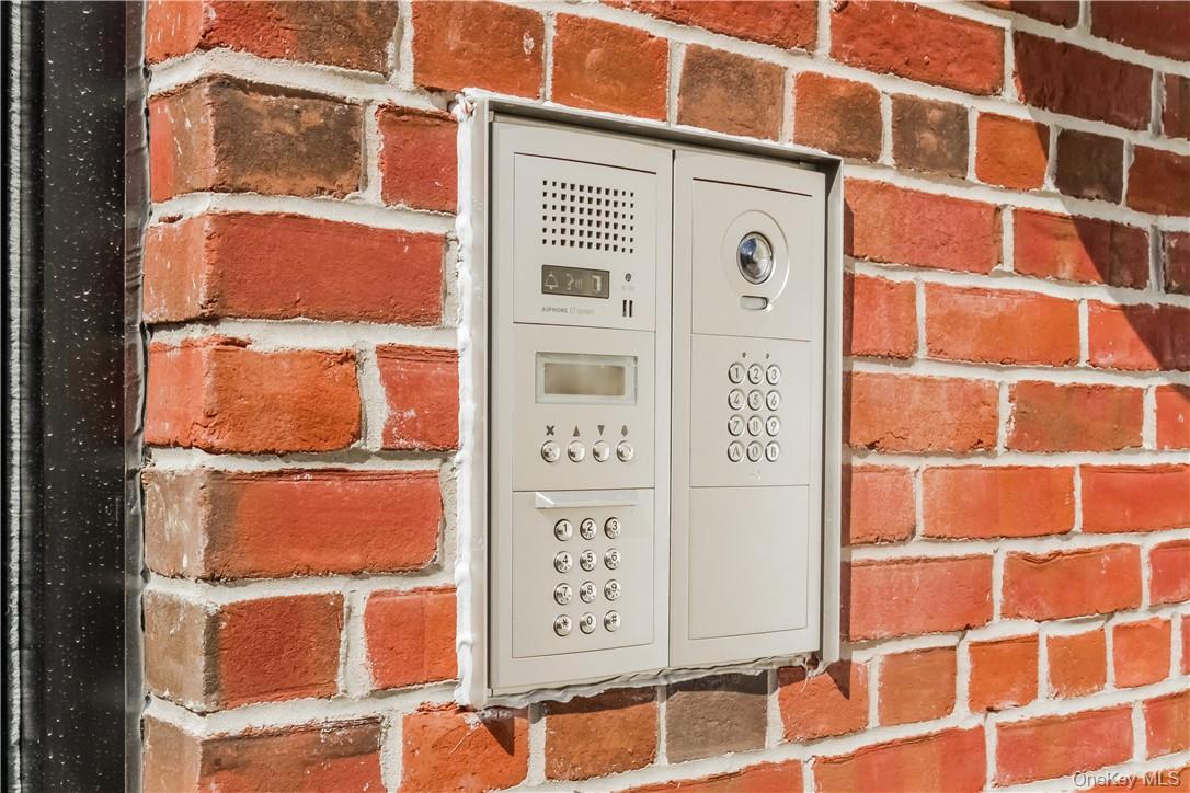 #20 photo, 108 Mamaroneck Avenue, Mamaroneck , NY 10543