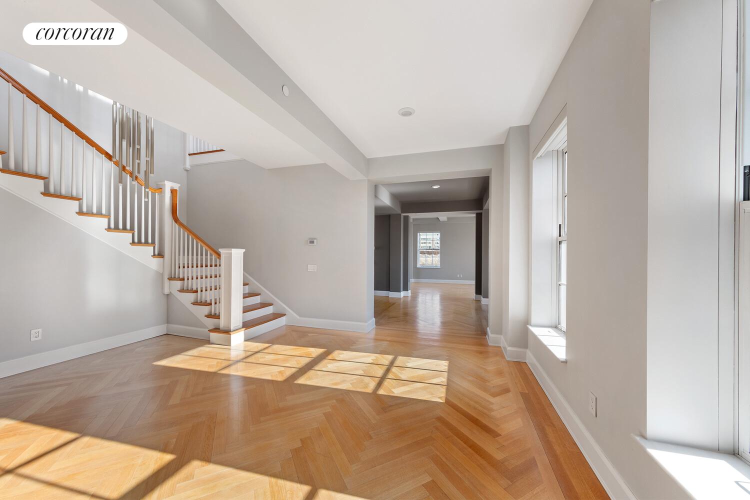 #20 photo, 18 GRAMERCY Park S, マンハッタン Gramercy Park , NY 10003