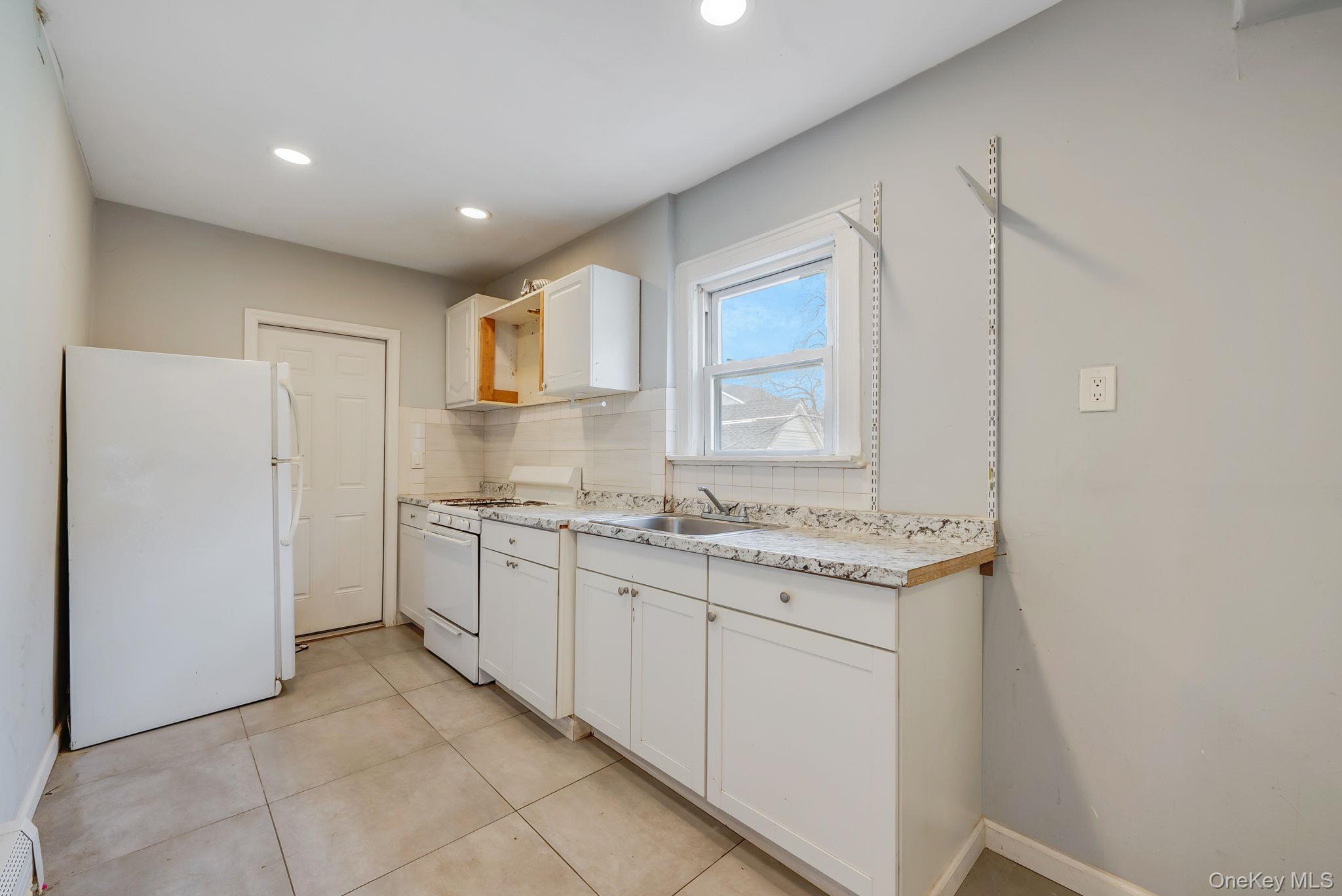 #18 photo, 200 Princeton Street, Hempstead , NY 11550