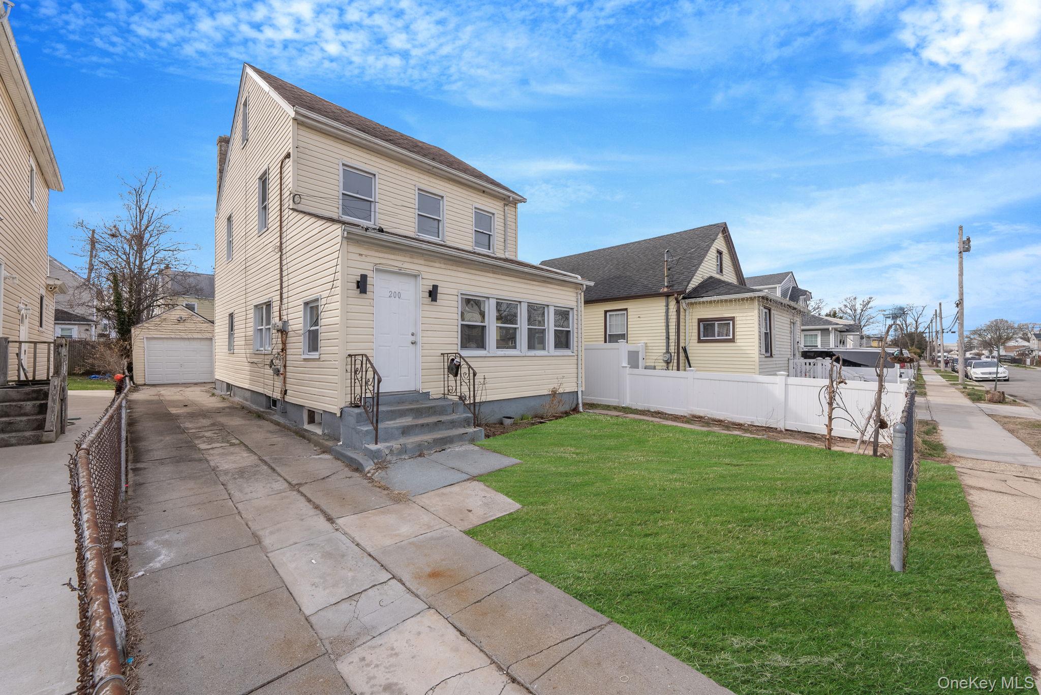 #3 photo, 200 Princeton Street, Hempstead , NY 11550