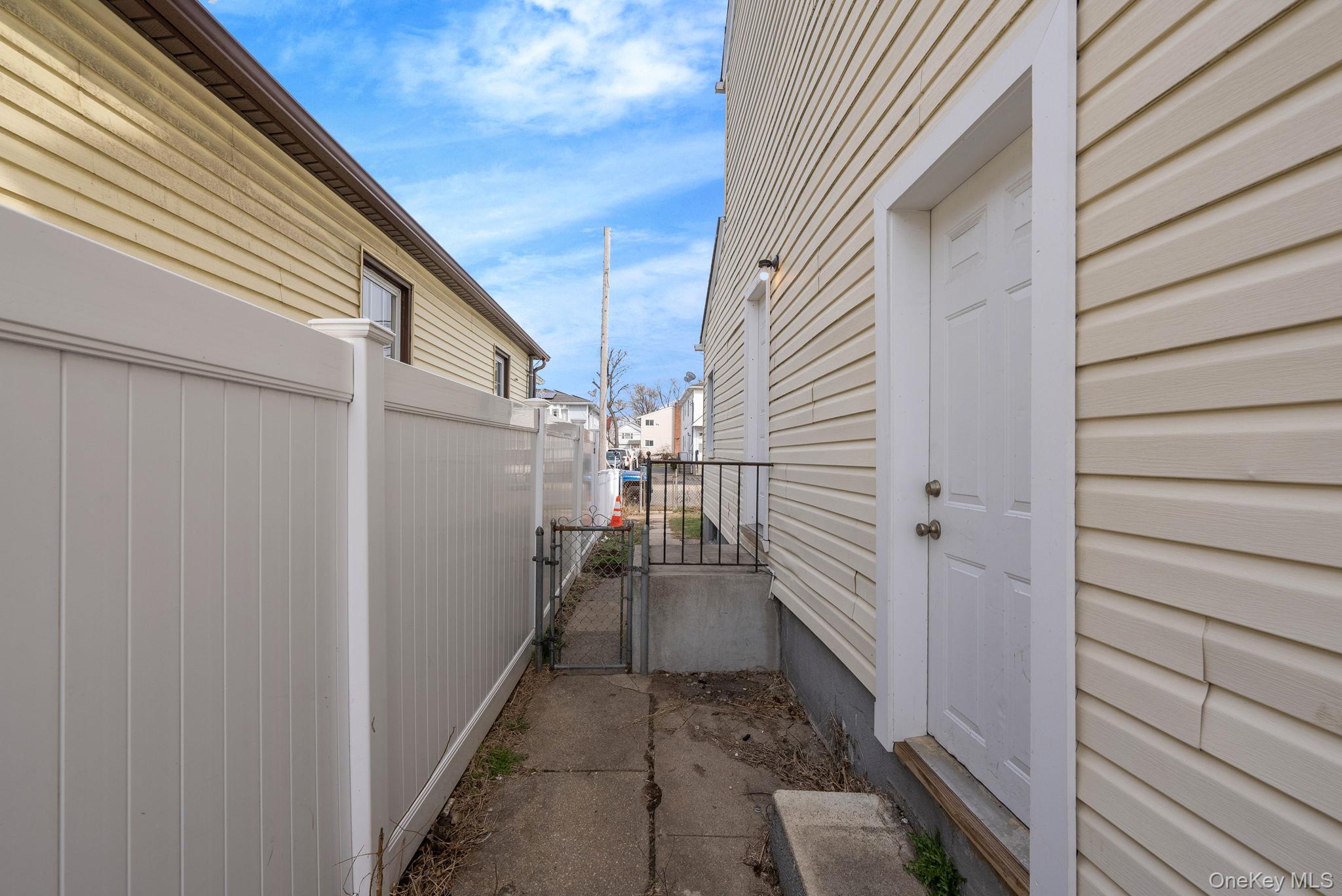 #9 photo, 200 Princeton Street, Hempstead , NY 11550