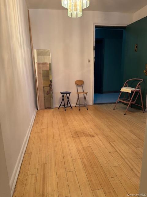 #4 photo, 8330 Vietor Avenue, クイーンズ区 Elmhurst , NY 11373