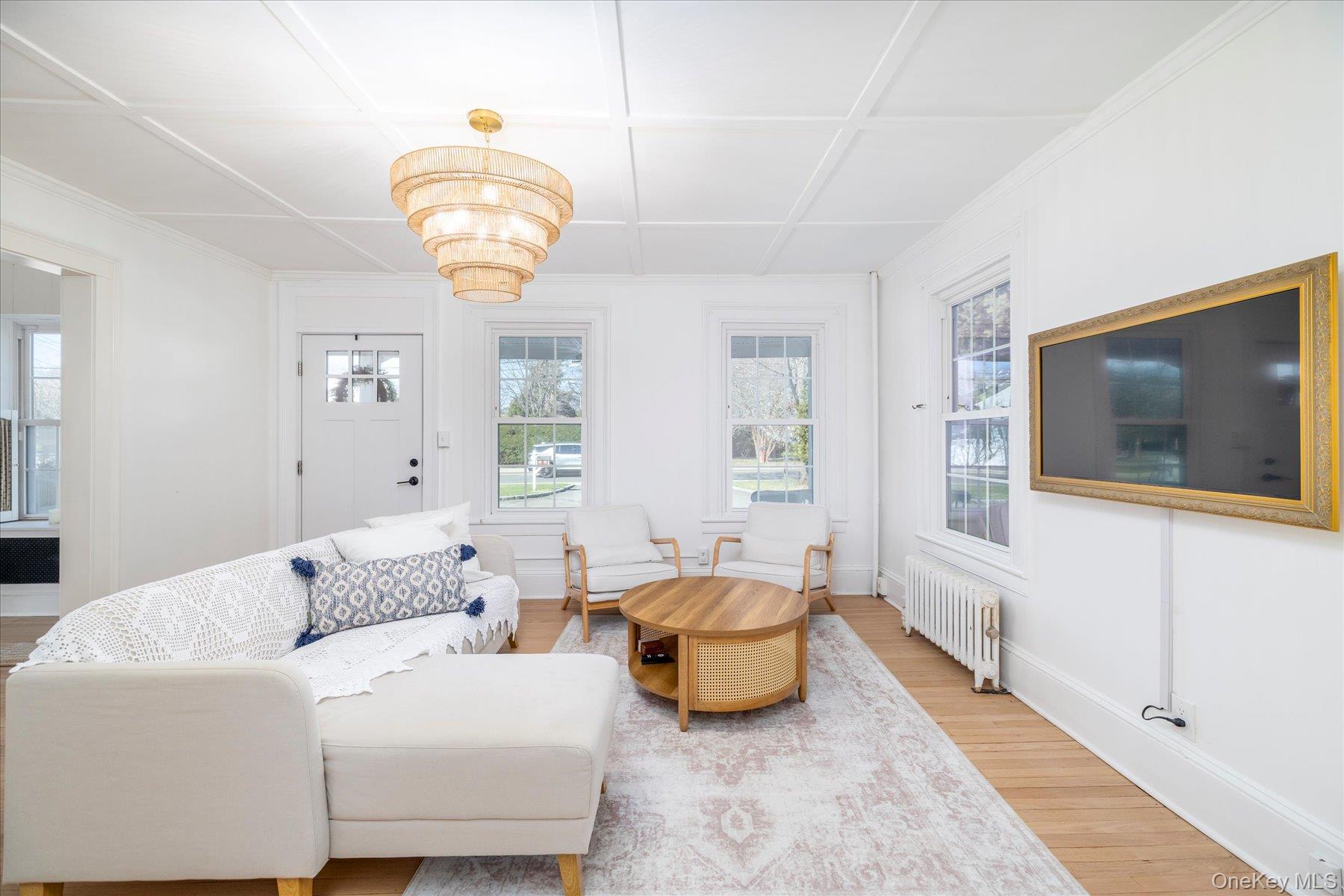 #11 photo, 1885 Washington Avenue, Seaford , NY 11783