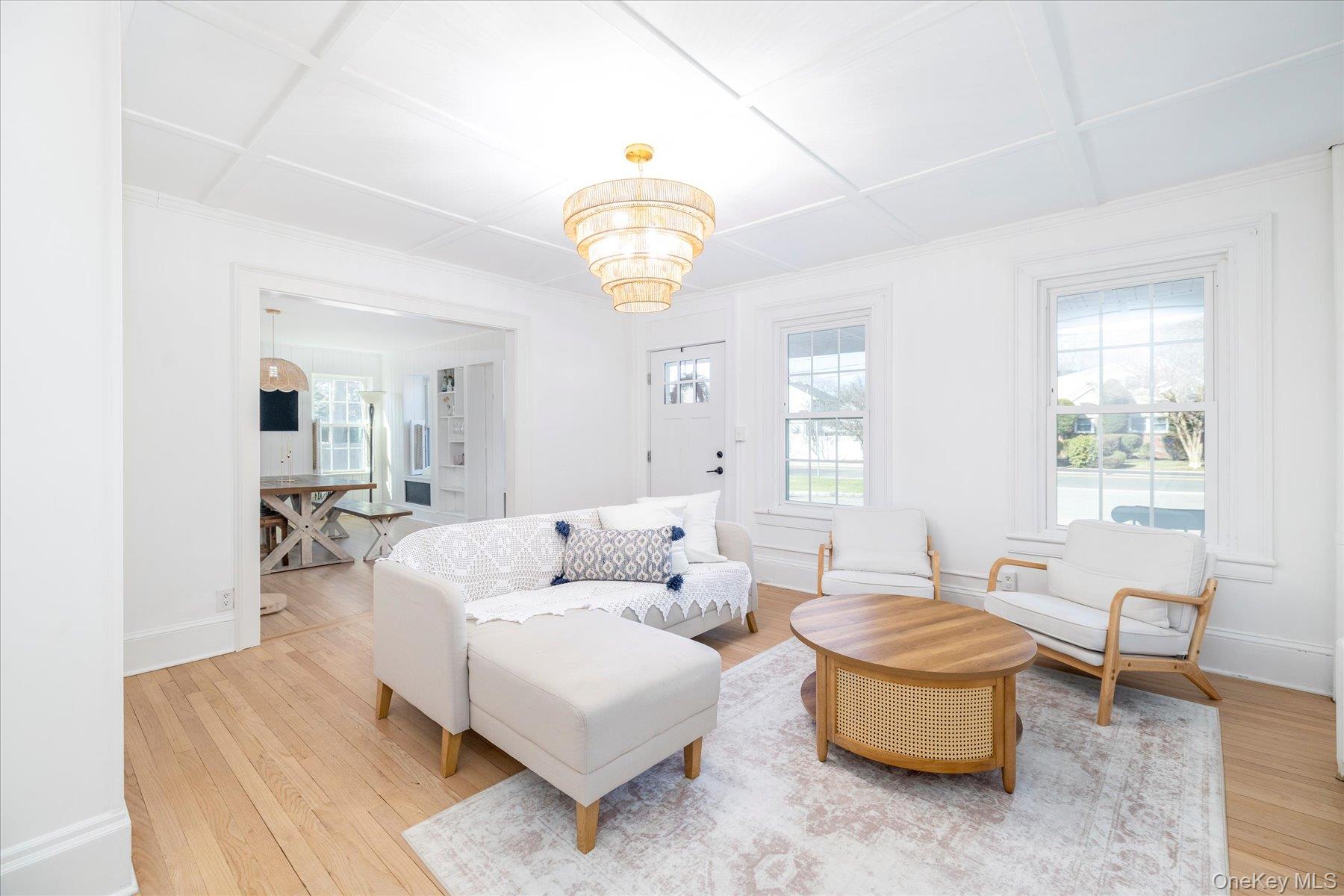 #12 photo, 1885 Washington Avenue, Seaford , NY 11783