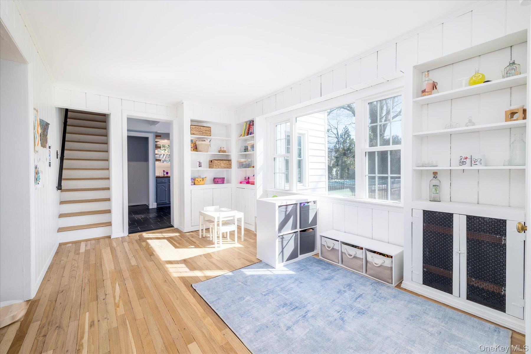 #16 photo, 1885 Washington Avenue, Seaford , NY 11783