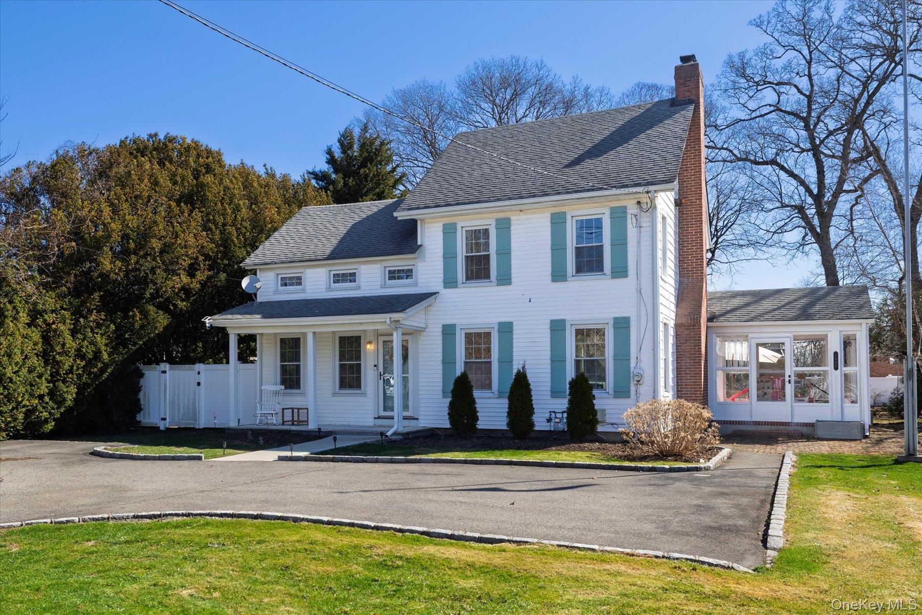 #2 photo, 1885 Washington Avenue, Seaford , NY 11783