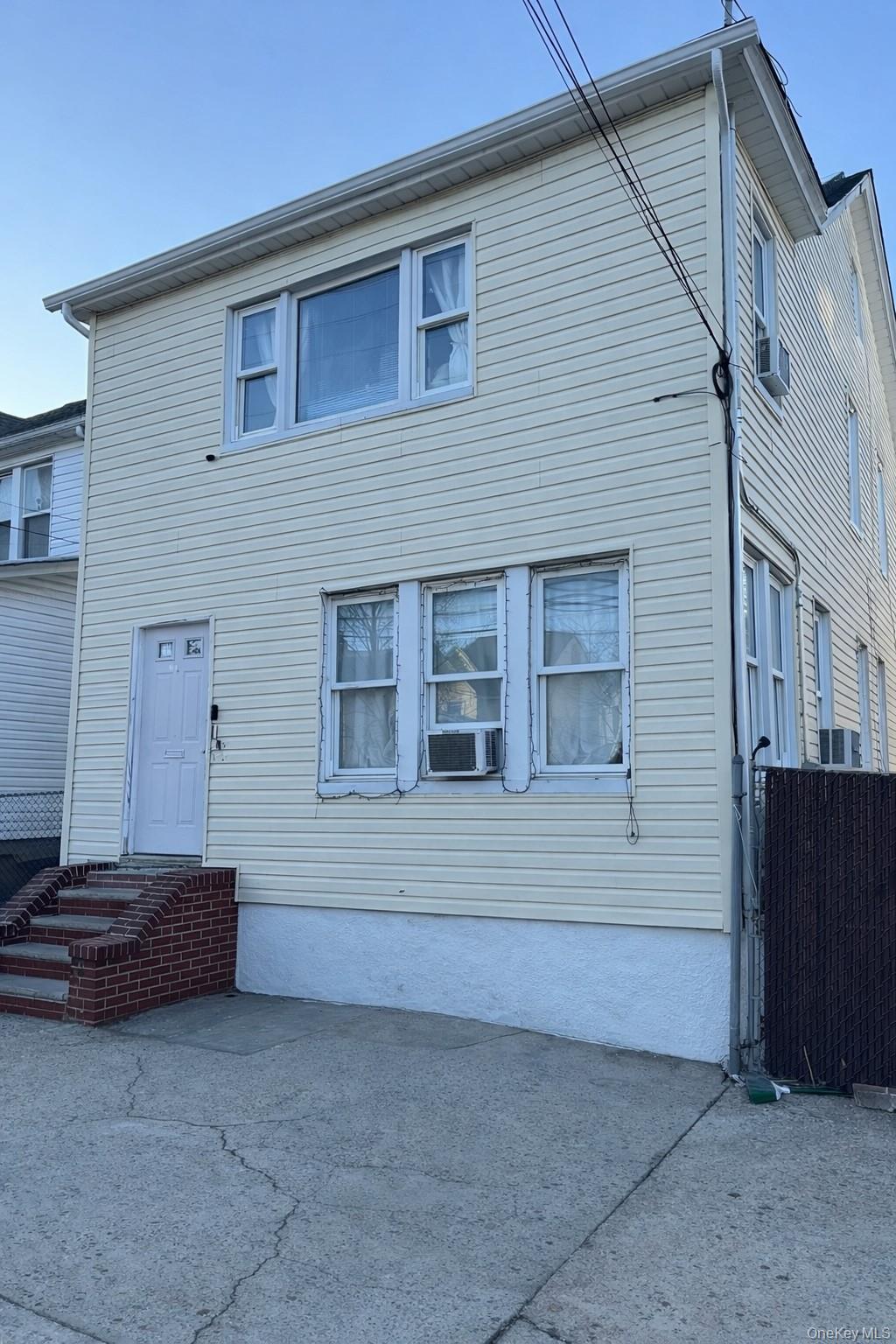 #2 photo, 16815 116th Avenue, クイーンズ区 Jamaica , NY 11434