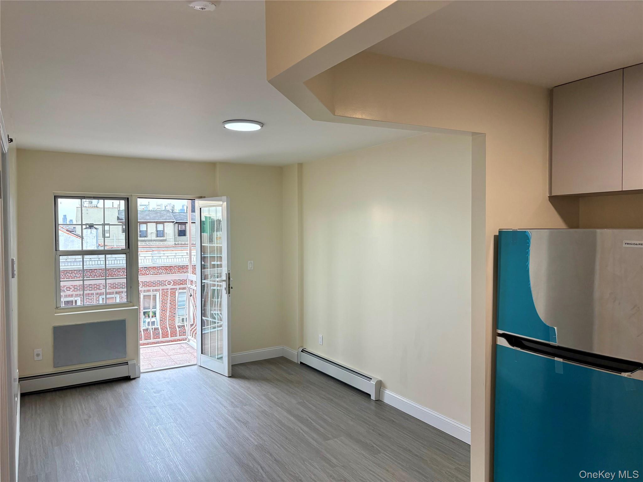 #12 photo, 4135 67th Street, クイーンズ区 Woodside , NY 11377