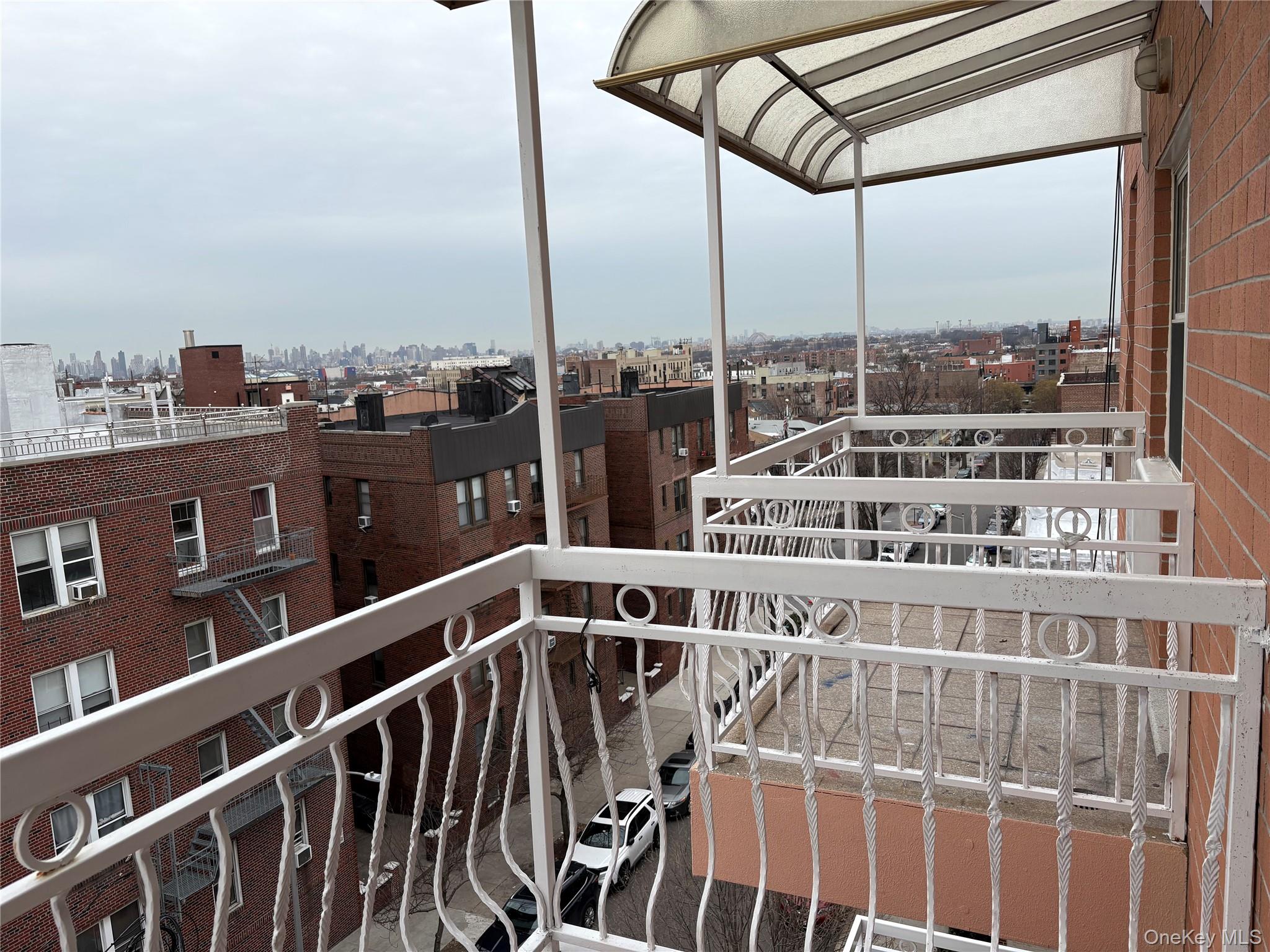 #18 photo, 4135 67th Street, クイーンズ区 Woodside , NY 11377