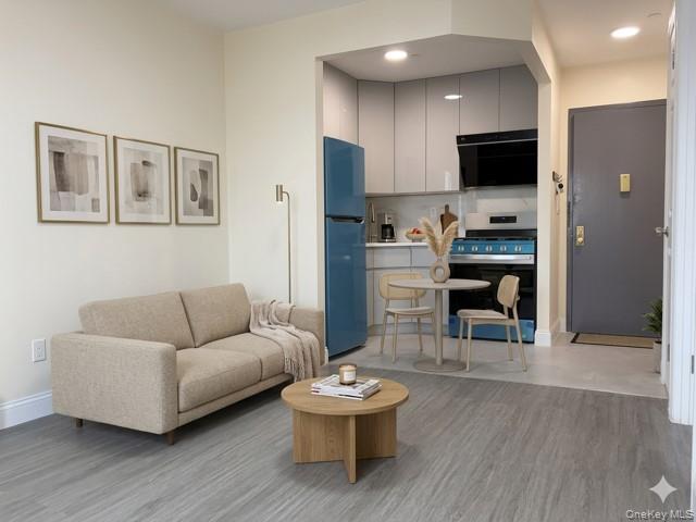 #2 photo, 4135 67th Street, クイーンズ区 Woodside , NY 11377